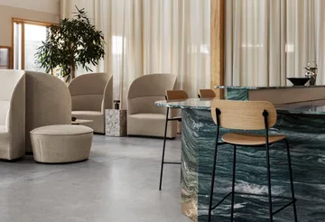 Co Bar Chair hoker - Ciemnobejcowany dąb-chromowana stal, 65 cm - Audo Copenhagen