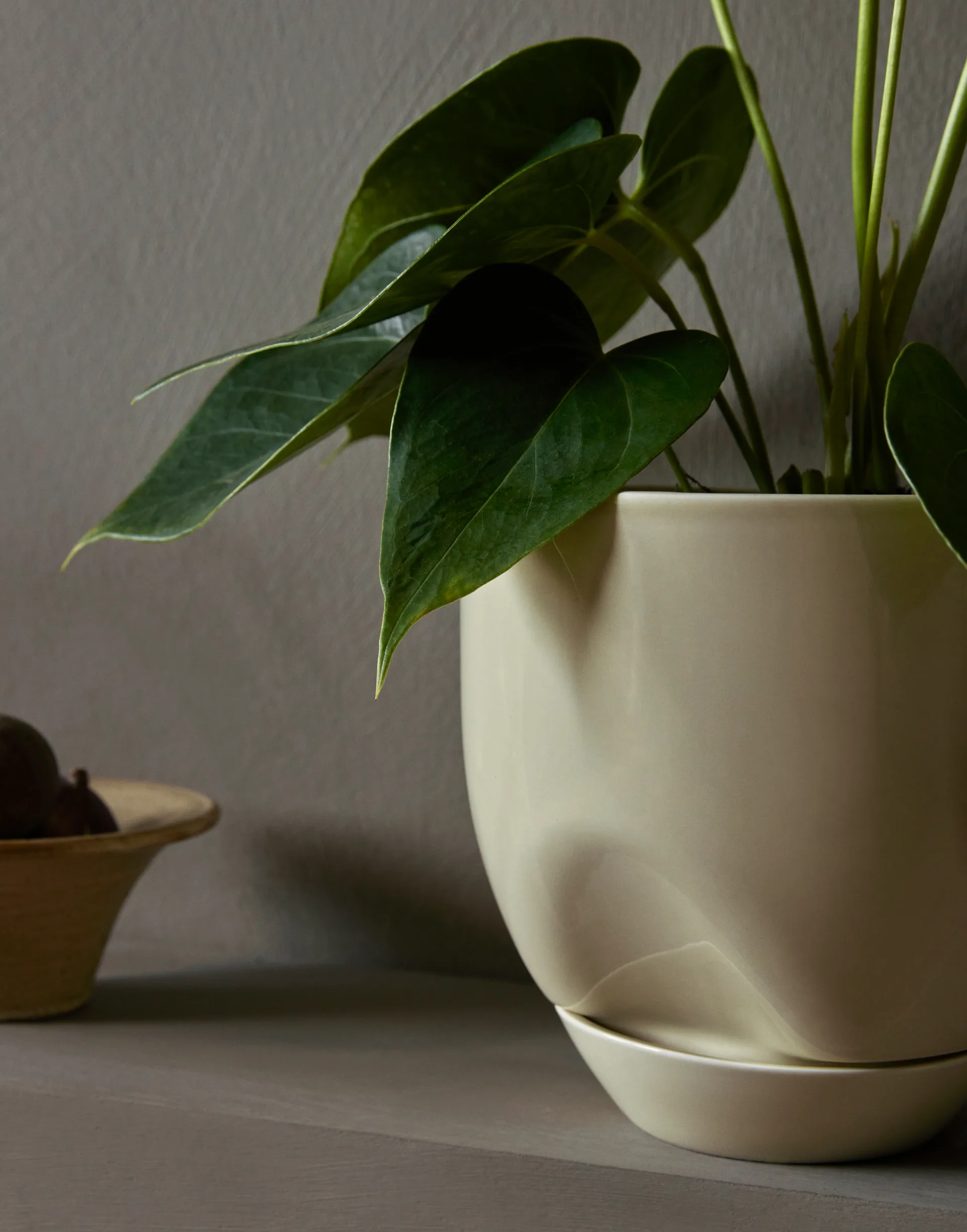 Doniczka Hydrous Ø20 cm, Ashen Audo Copenhagen