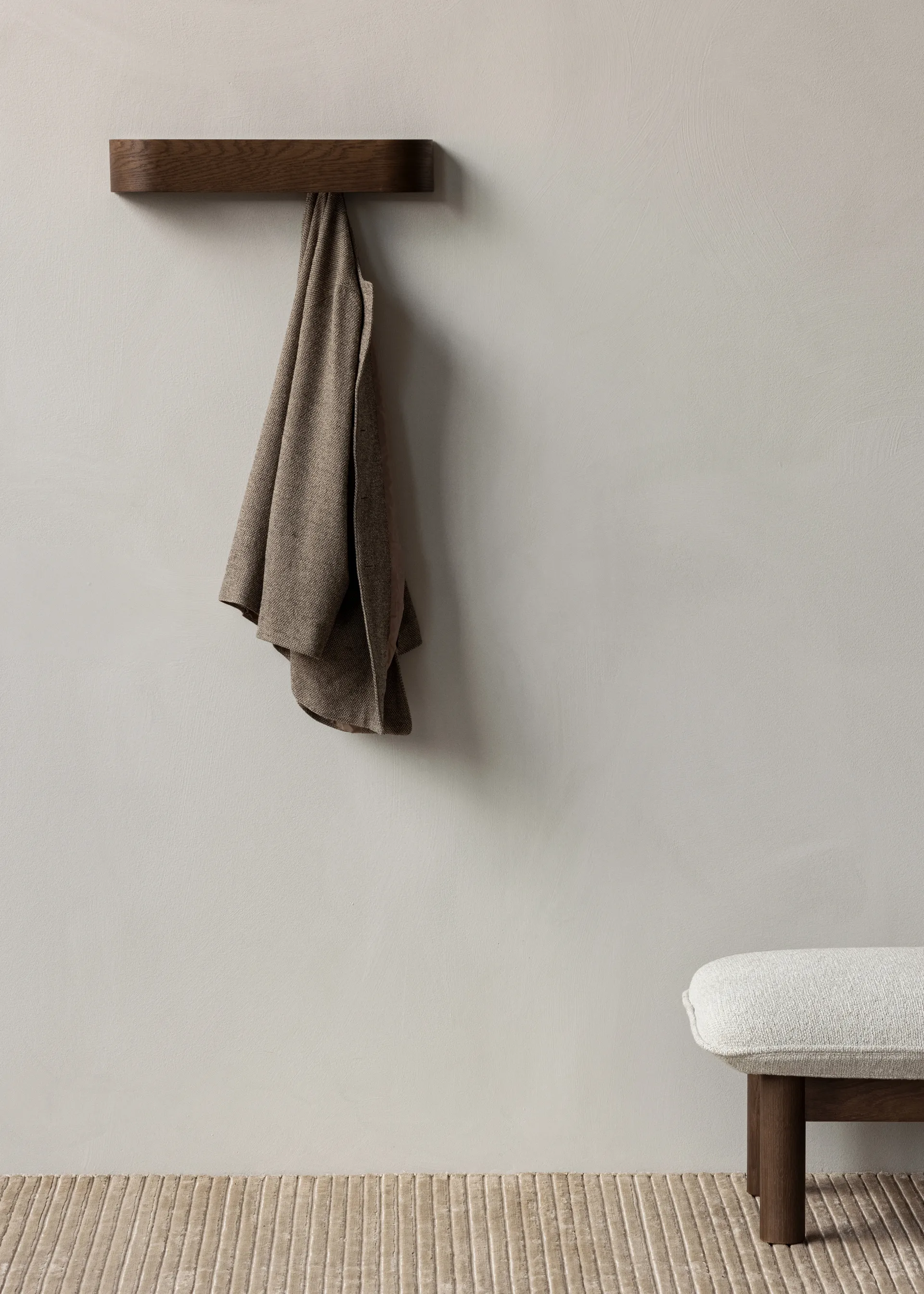 EpI wieszak na ubrania 50 cm, Dąb bejcowany na ciemno Audo Copenhagen