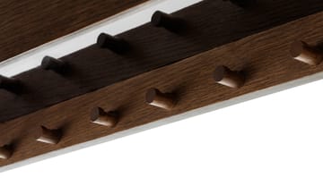 Epoch półka z haczykami 118 cm - Dark stained oak-black - Audo Copenhagen