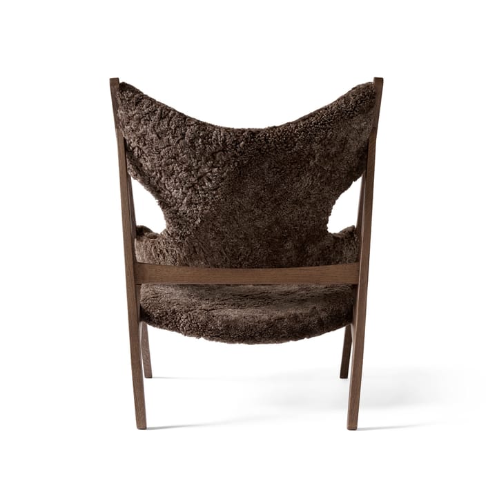 Knitting fotel - owcza skóra curly root ciemnybrązowy-stojak ciemny dąb - Audo Copenhagen