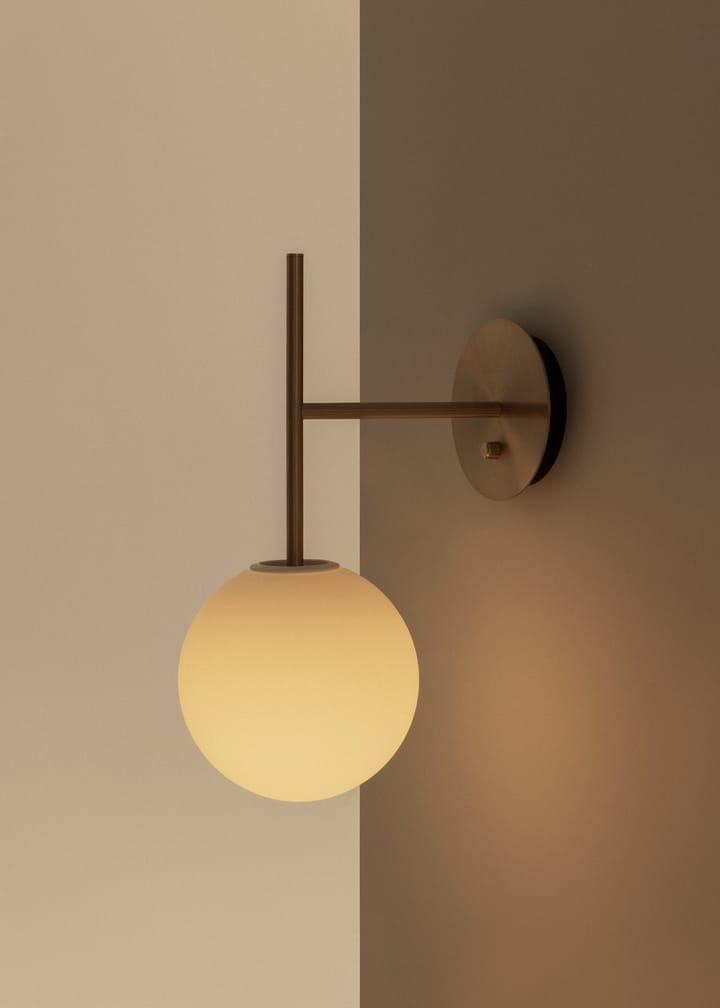 Lampa ścienna TR Bulb Suspended, Brushed brass Audo Copenhagen