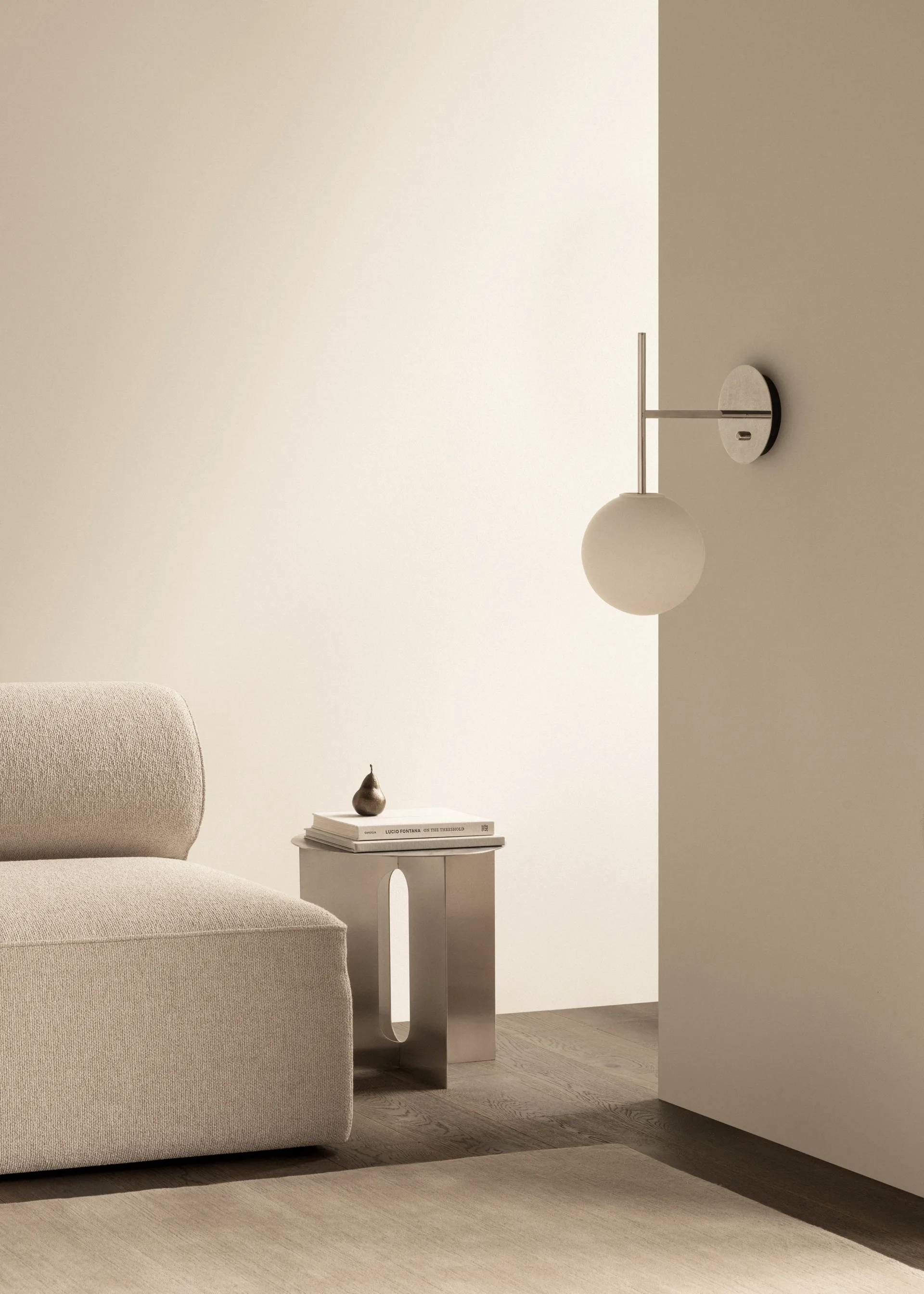 Lampa ścienna TR Bulb Suspended, Polished steel Audo Copenhagen