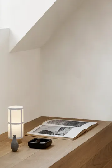 Lampa stołowa Hashira przenośna - White - Audo Copenhagen