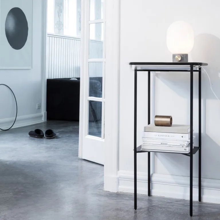 Lampa stołowa JWDA, Beton - mosiądz, Small Audo Copenhagen