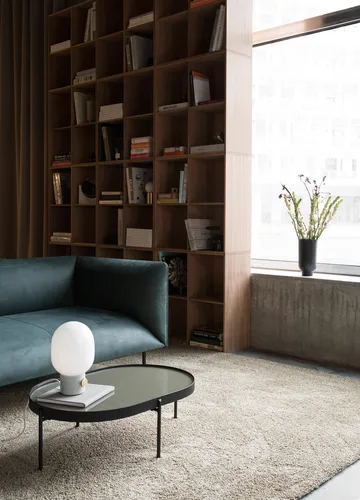 Lampa stołowa JWDA - Beton - mosiądz, Small - Audo Copenhagen