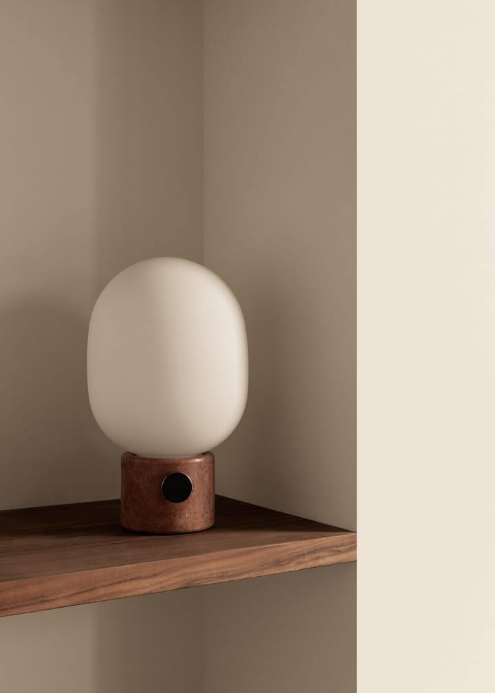 Lampa stołowa JWDA, Red travertine Audo Copenhagen