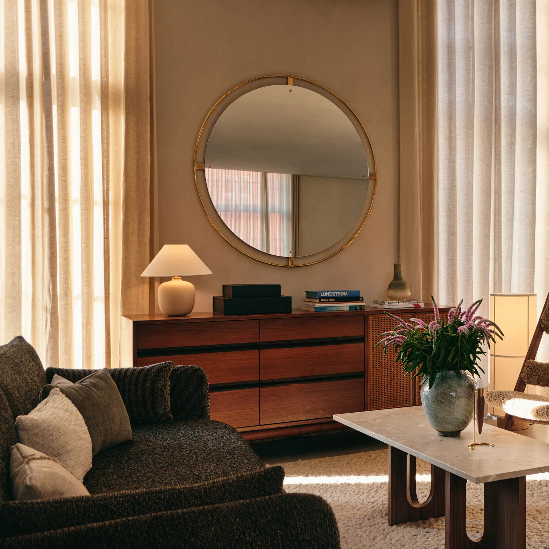 Lampa stołowa Torso 37 cm, Piaskowy Audo Copenhagen