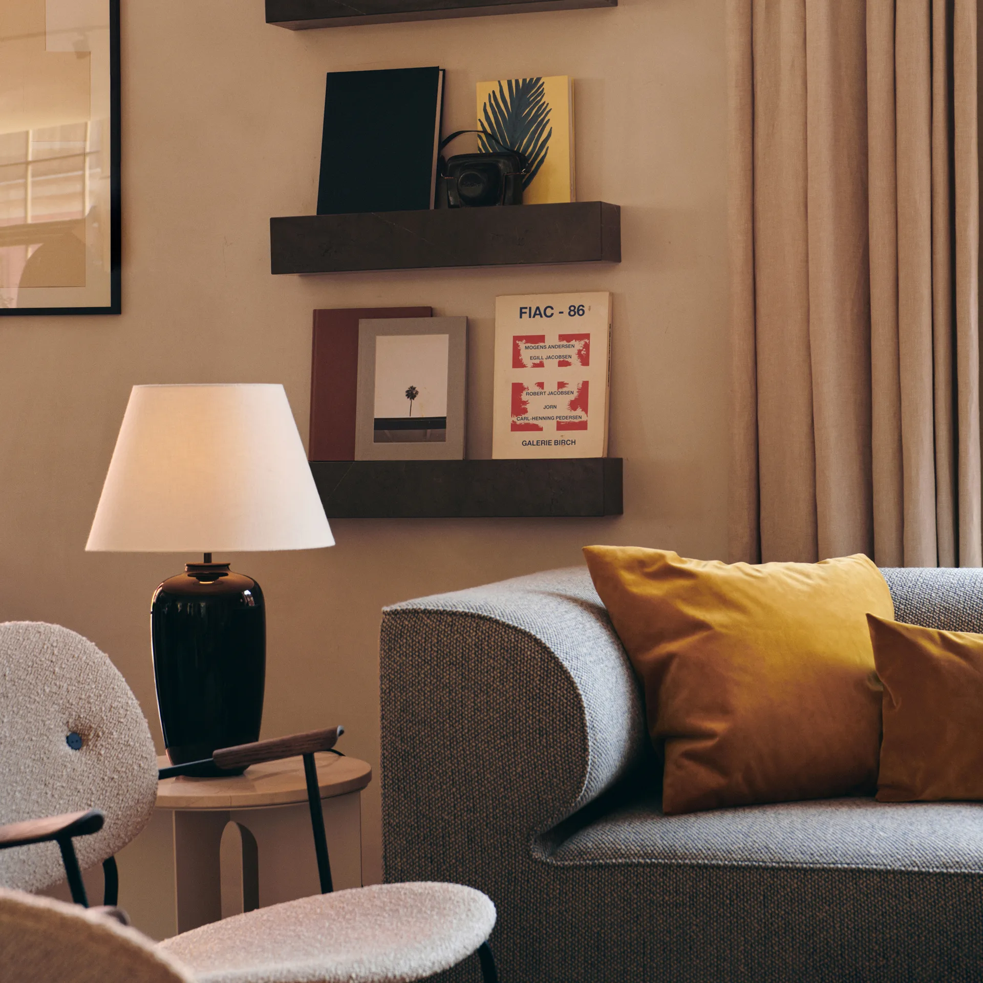 Lampa stołowa Torso 57 cm, Czarny Audo Copenhagen