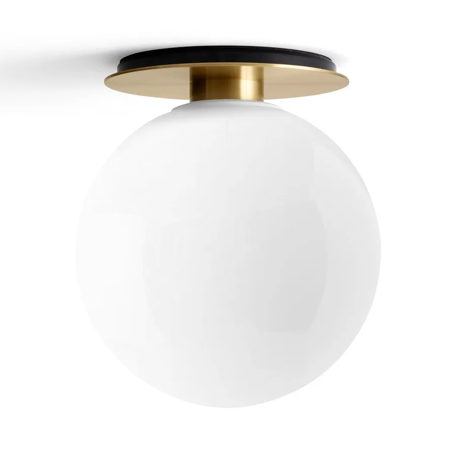 Lampa sufitowa i ścienna TR mosiądz, Szkło opalowe błyszczące Audo Copenhagen