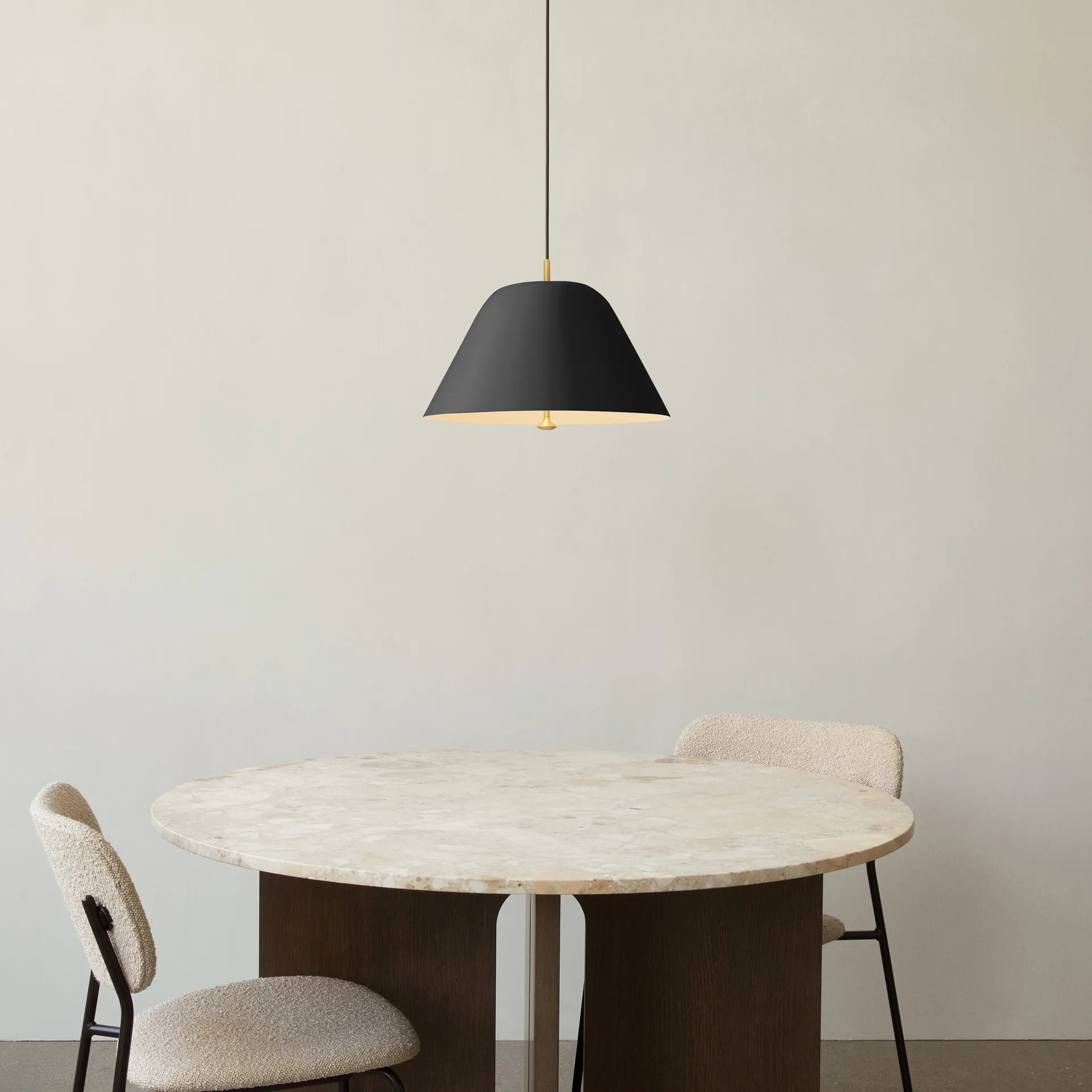 Lampa wisząca Levitate Ø28 cm, Czarny-mosiądz Audo Copenhagen