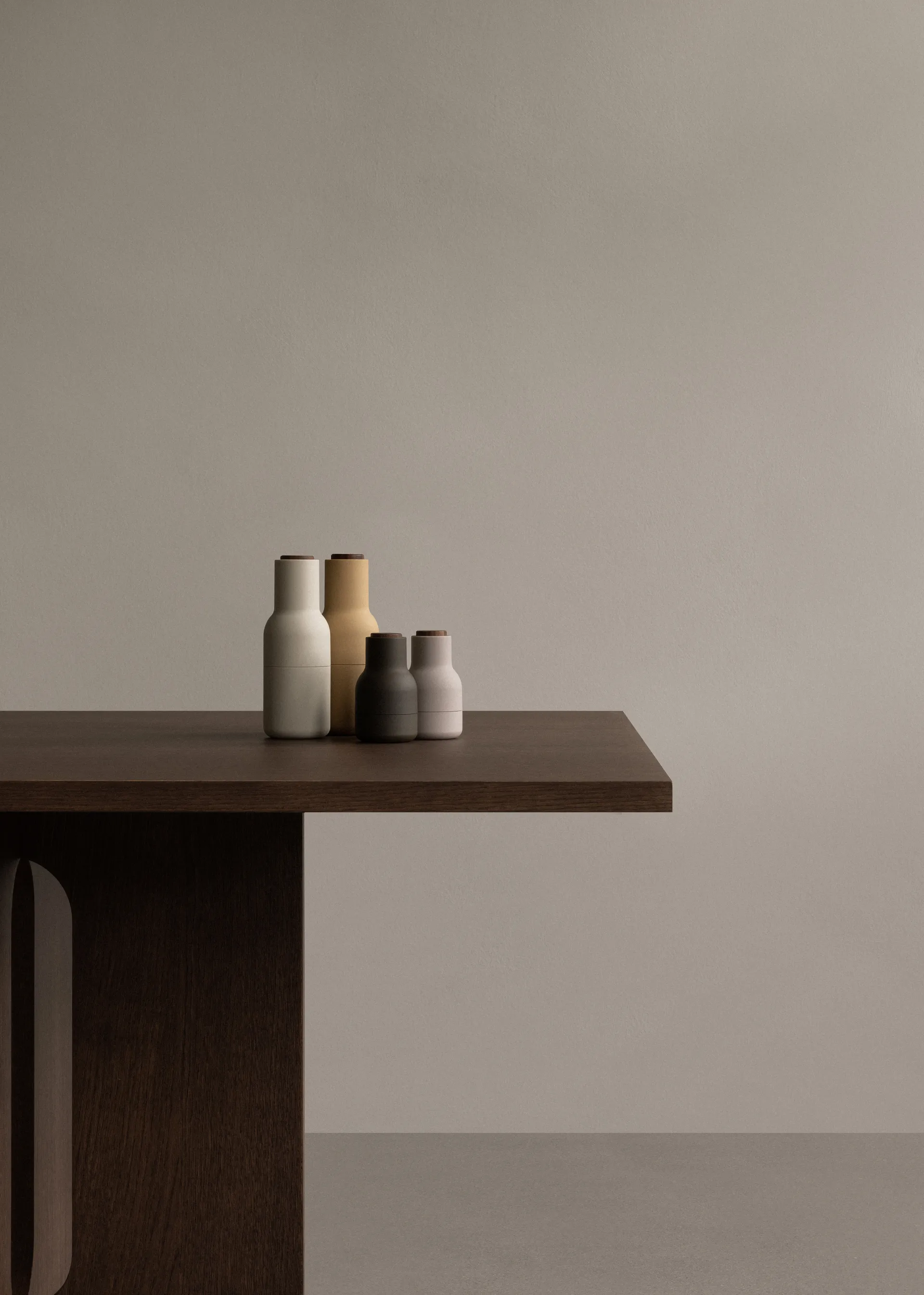 Młynek do przypraw Bottle Grinder Small 2 szt., Hunting green-beige-orzech włoski Audo Copenhagen