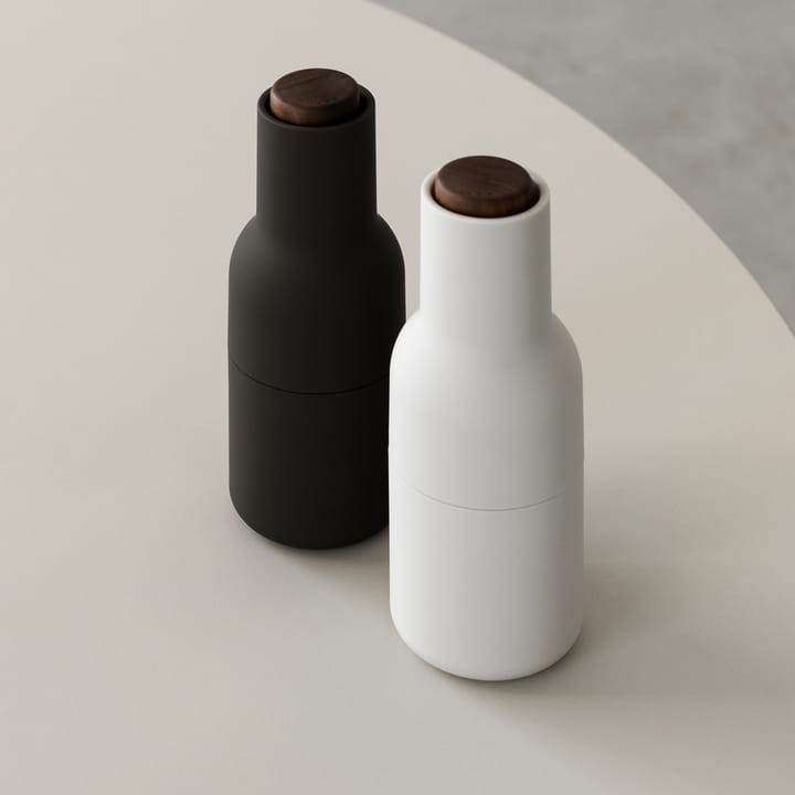 Młynki do przypraw Bottle Grinder 2 szt., Ash - carbon (orzechowe pokrywki) Audo Copenhagen