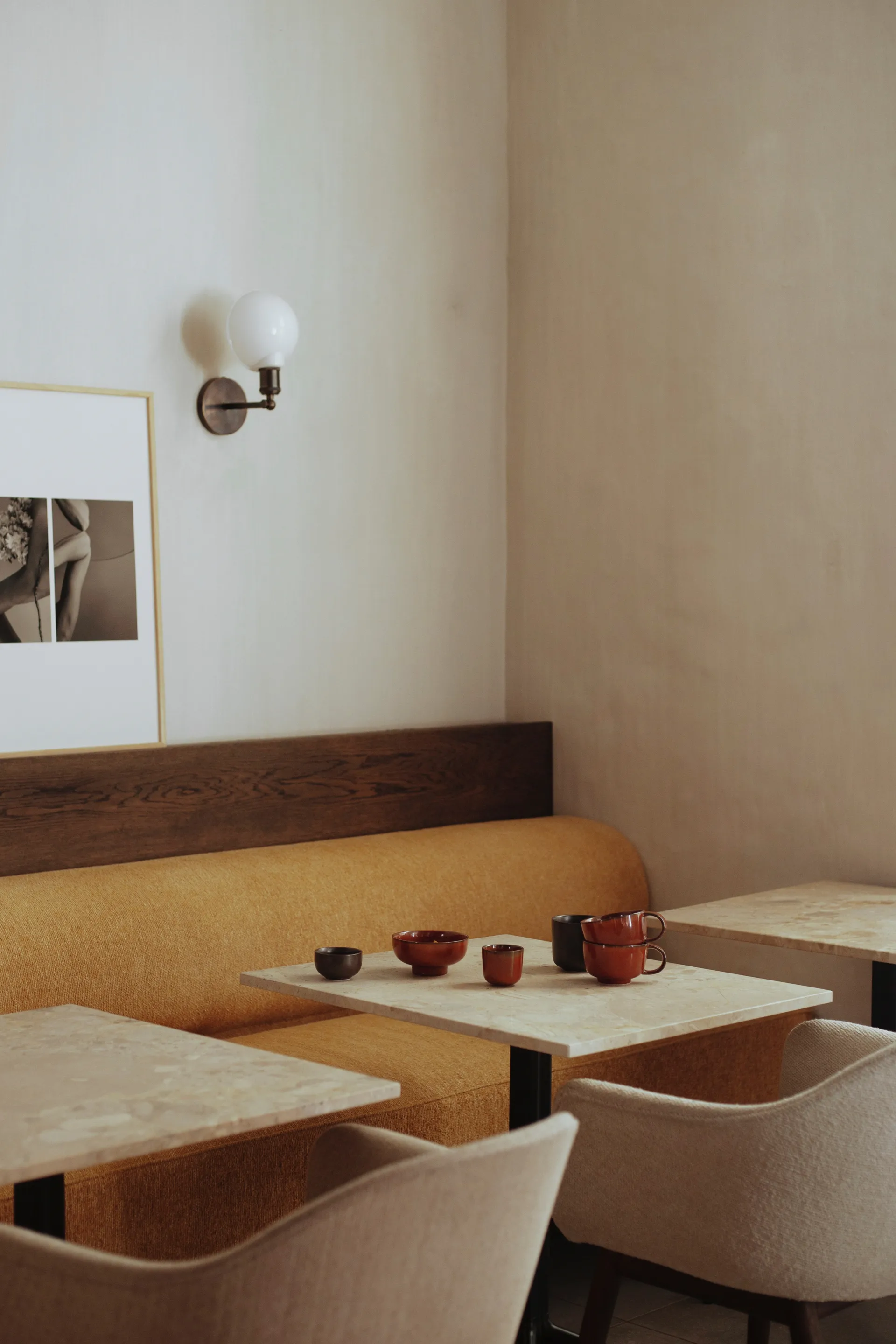 New Norm miska na nóżce Ø12 cm, Czerwone szkliwo Audo Copenhagen