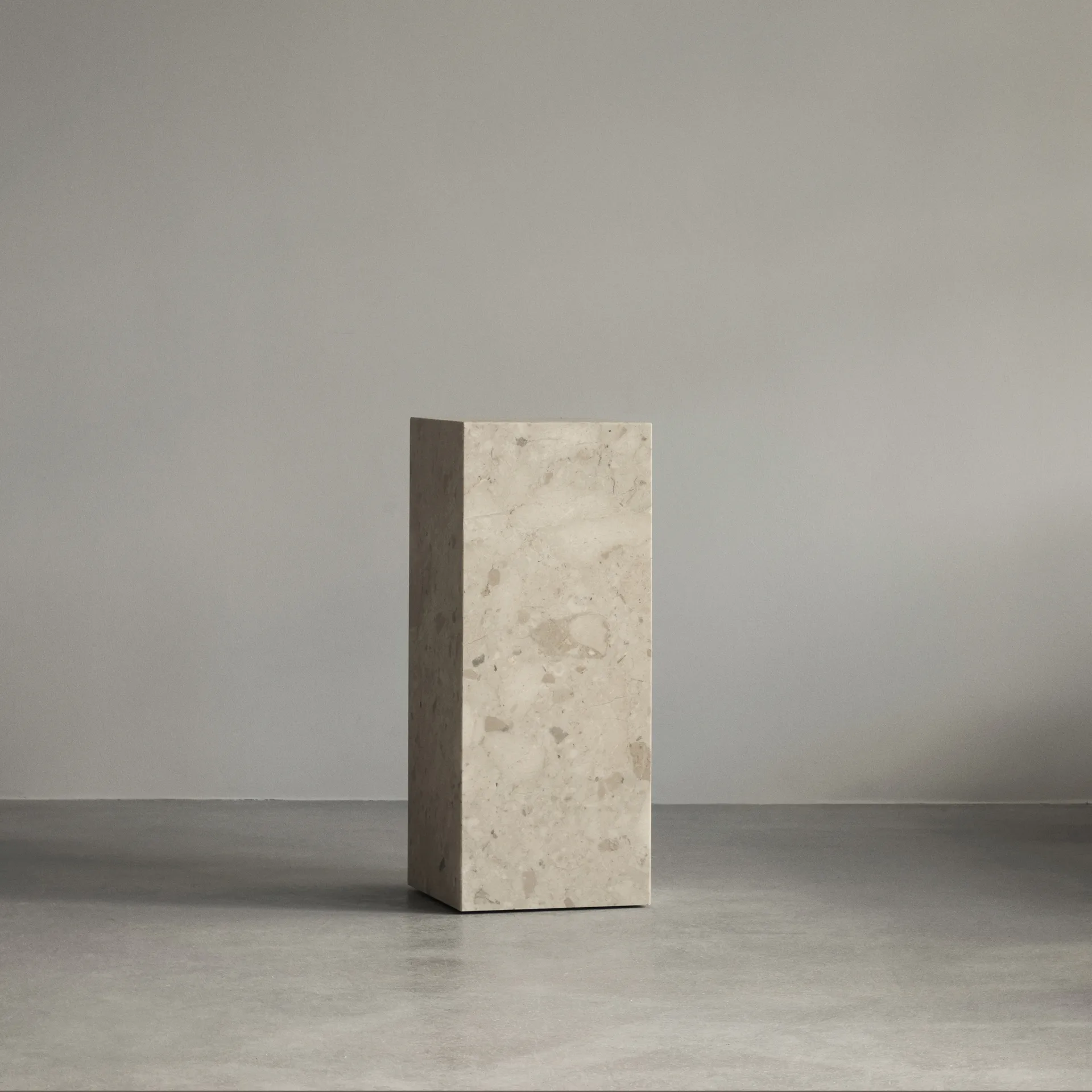 Plinth Pedestal postument, Kunis Breccia Audo Copenhagen