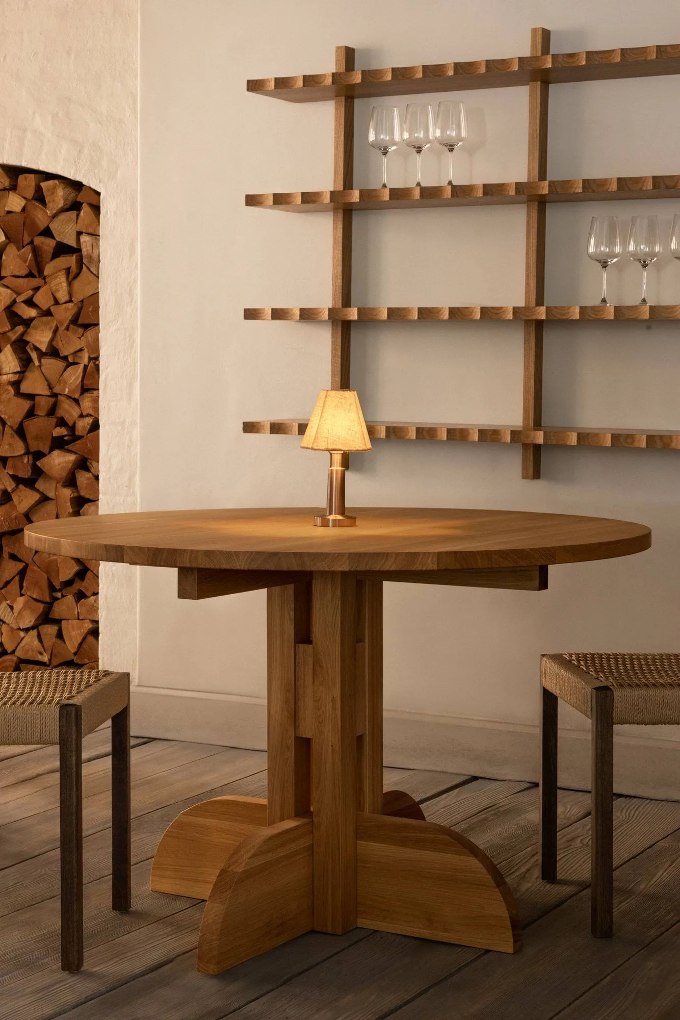 Puffin Dining Table dąb lity naturalny, Naturalny dąb, Ø120 cm Audo Copenhagen