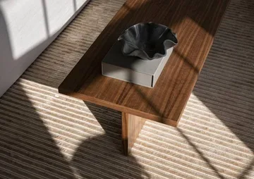 Stolik Androgyne - walnut - Audo Copenhagen