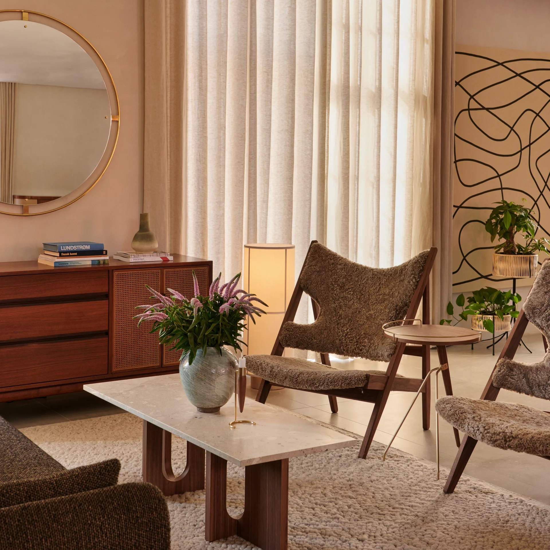 Stolik boczny Umanoff orzech polerowany - mosiądz, 60 cm Audo Copenhagen