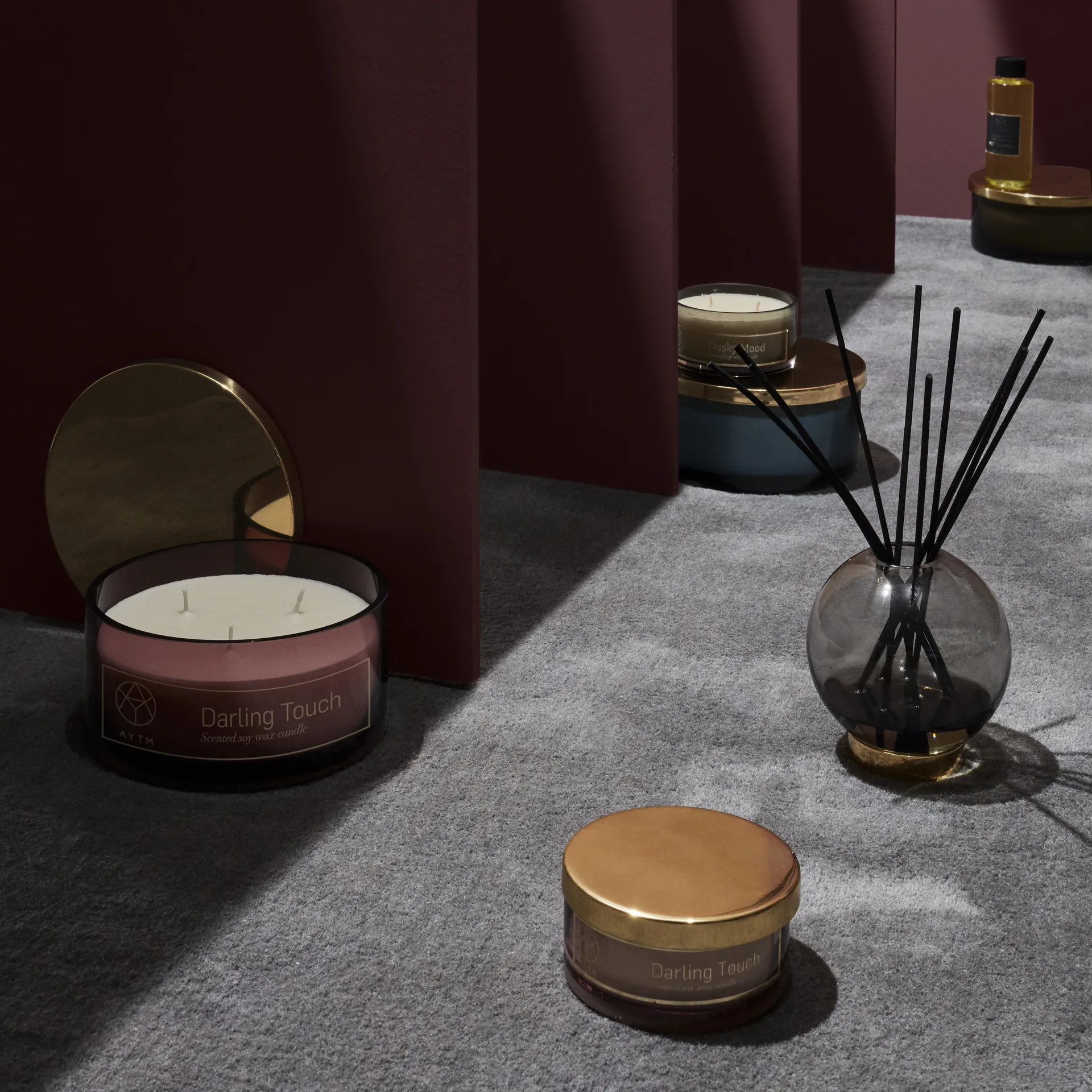 Globe wazon mały, czarno-złoty AYTM