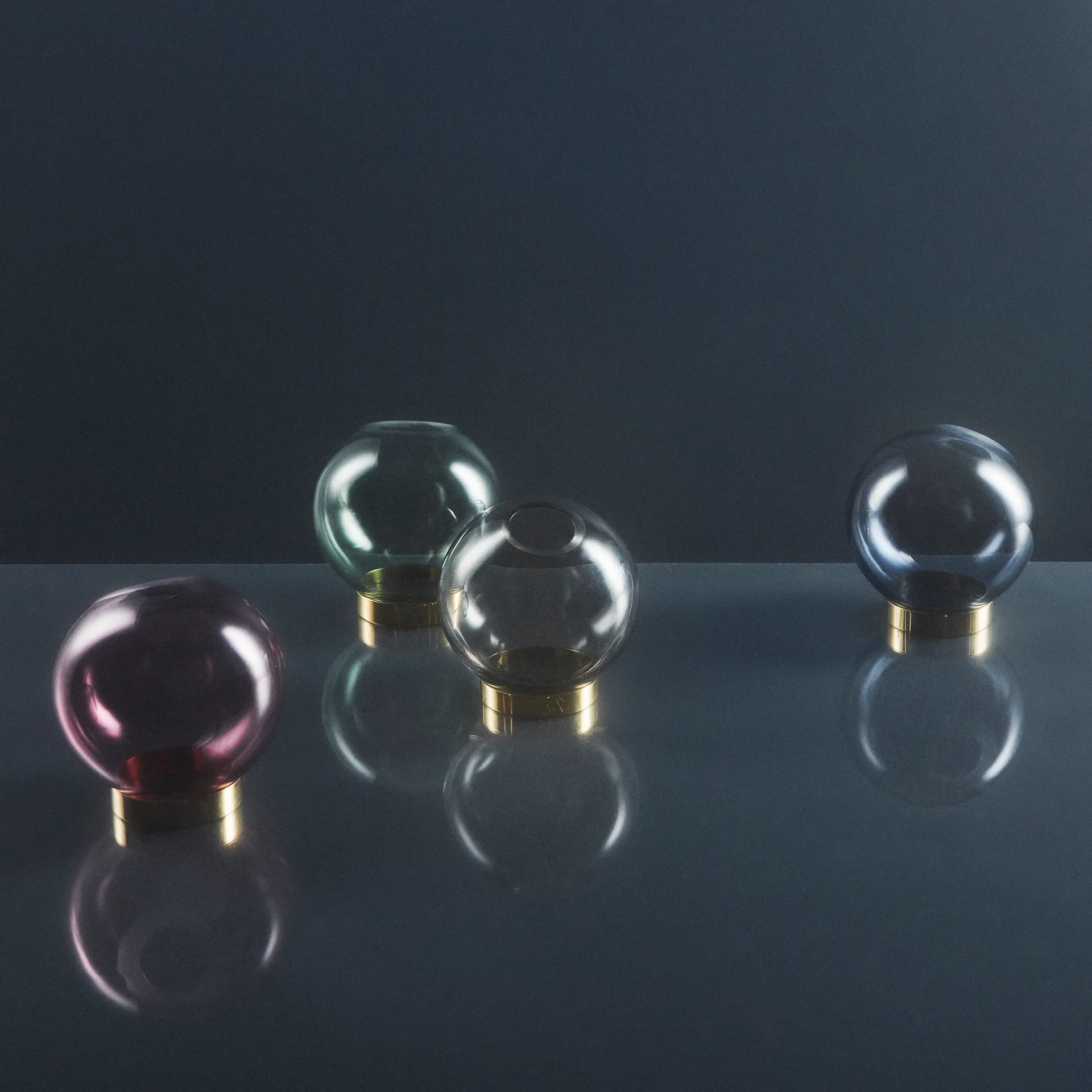 Globe wazon mały, zielono-złoty AYTM