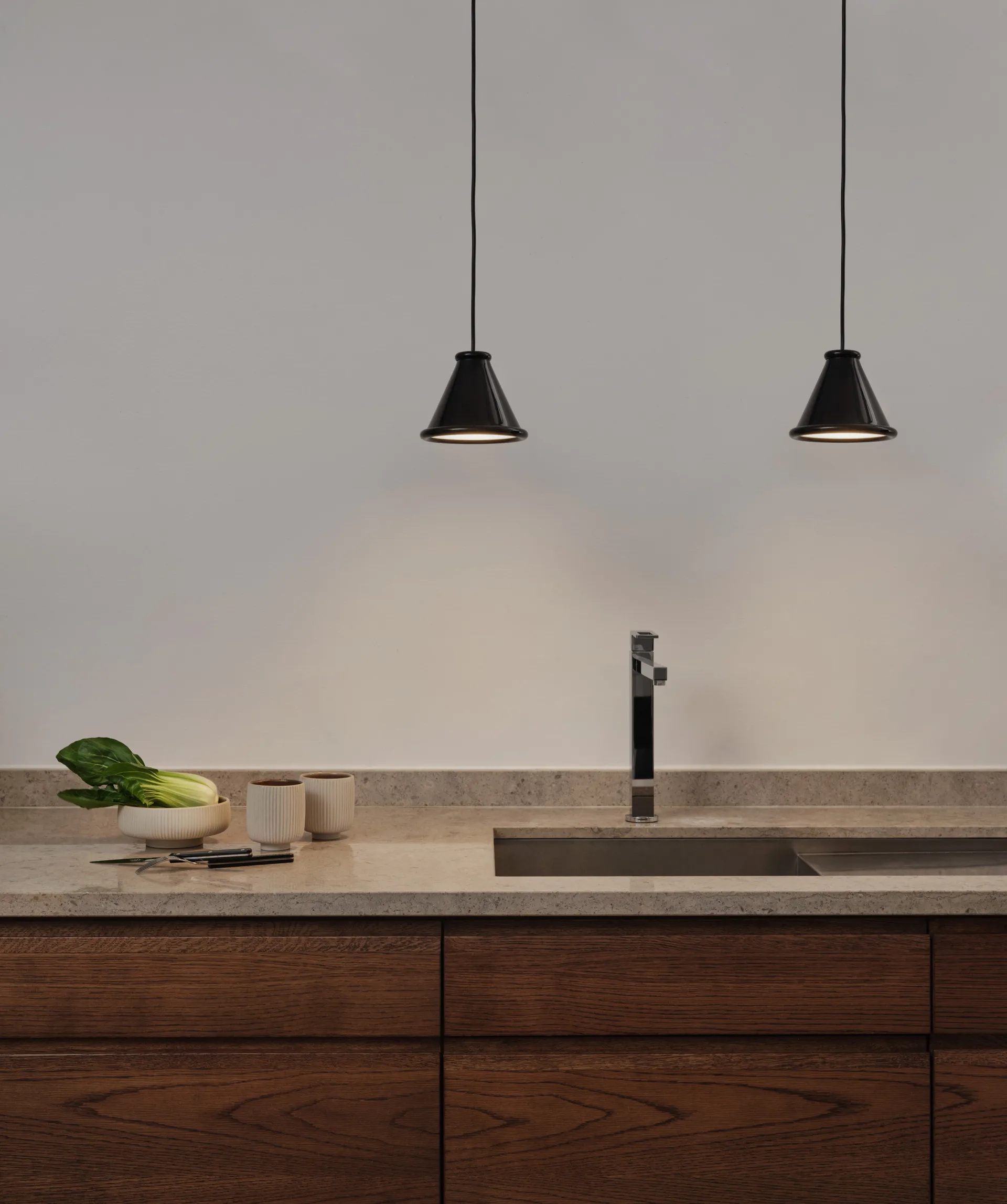 Belle lampa wisząca Ø15 cm, Błyszcząca czerń Belid