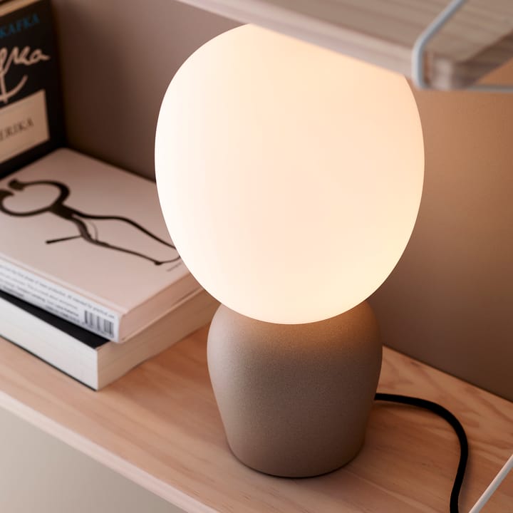 Lampa stołowa Buddy szkło opalowe, Piaskowy (beżowy) Belid