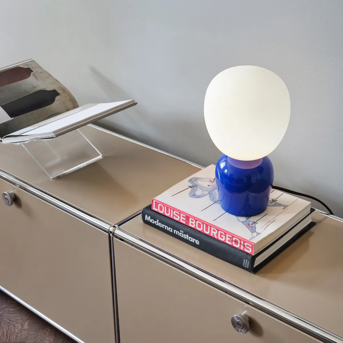 Lampa stołowa Buddy szkło opalowe, Ultramarynowy niebieski Belid