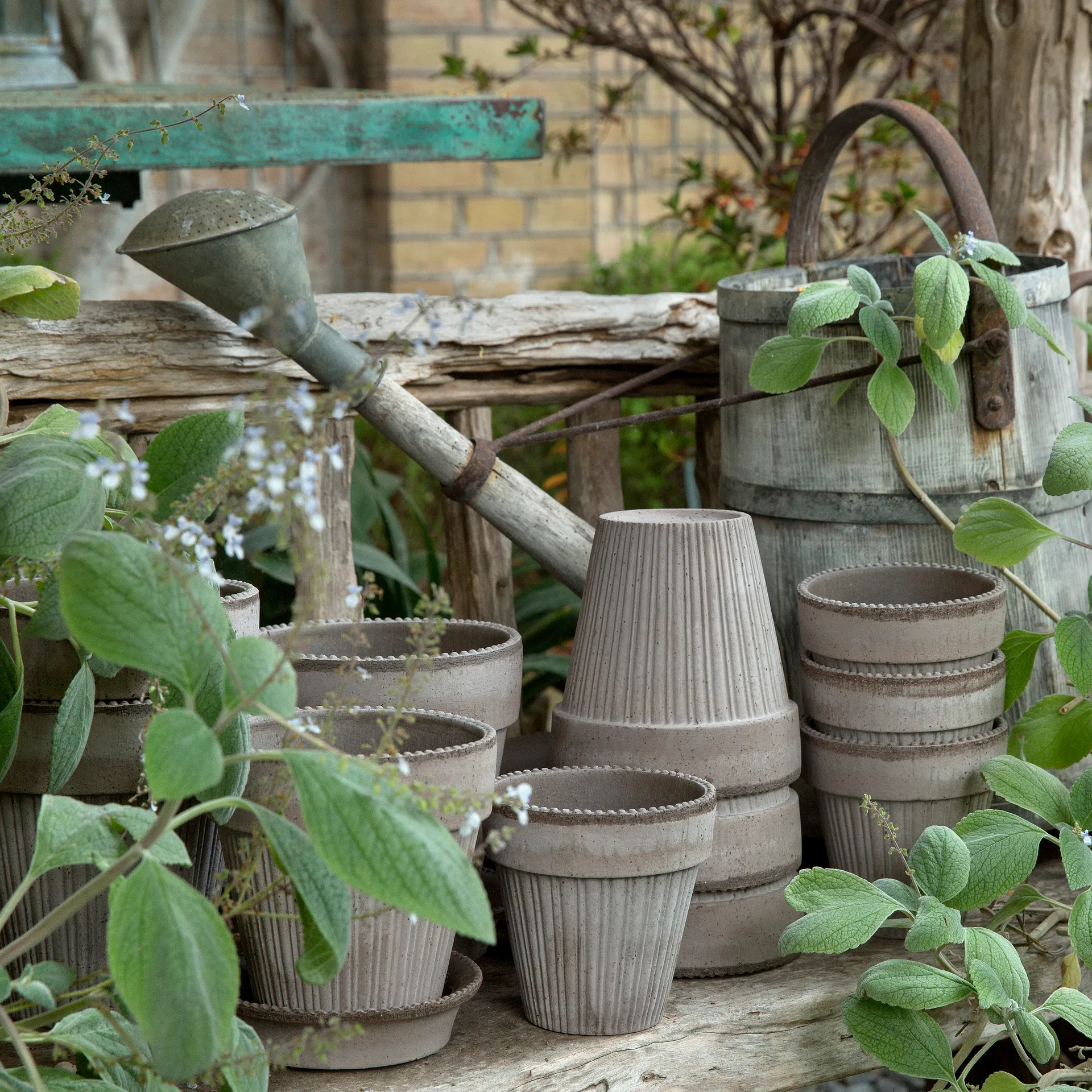 Simona doniczka 16 cm, szary Bergs Potter