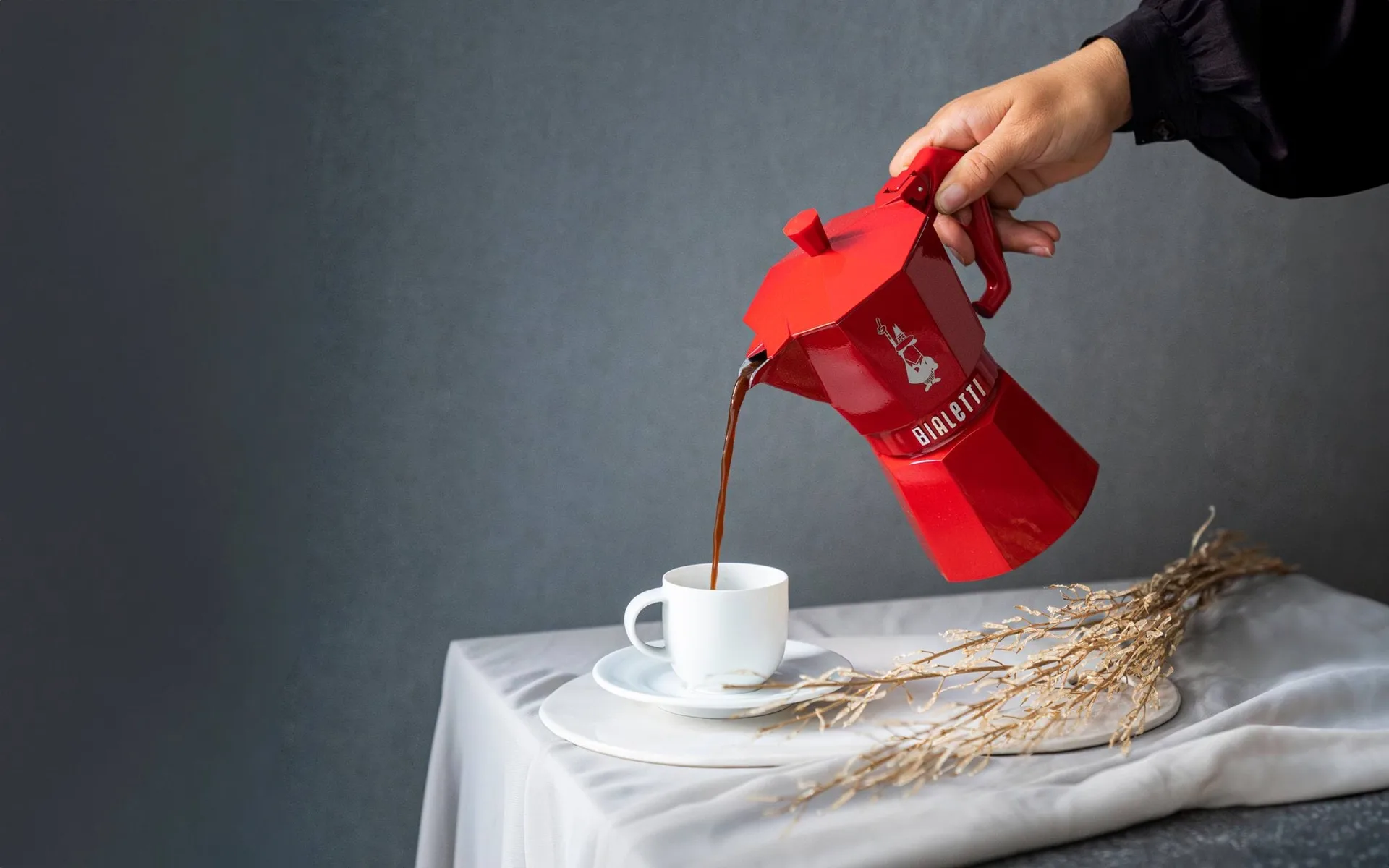 Bialetti ekskluzywny zaparzacz moka, Czerwony, 3 filiżanki Bialetti