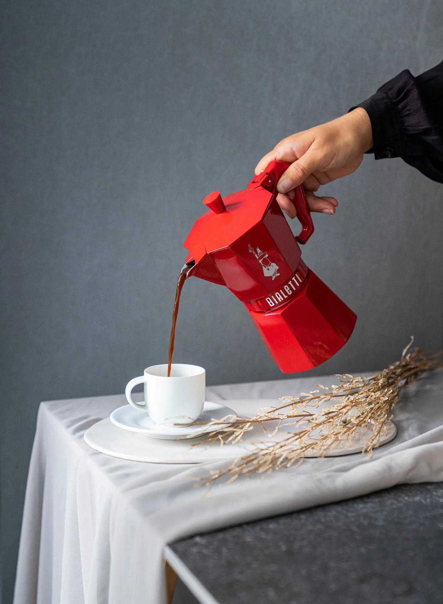 Bialetti ekskluzywny zaparzacz moka, Czerwony, 6 filiżanek Bialetti
