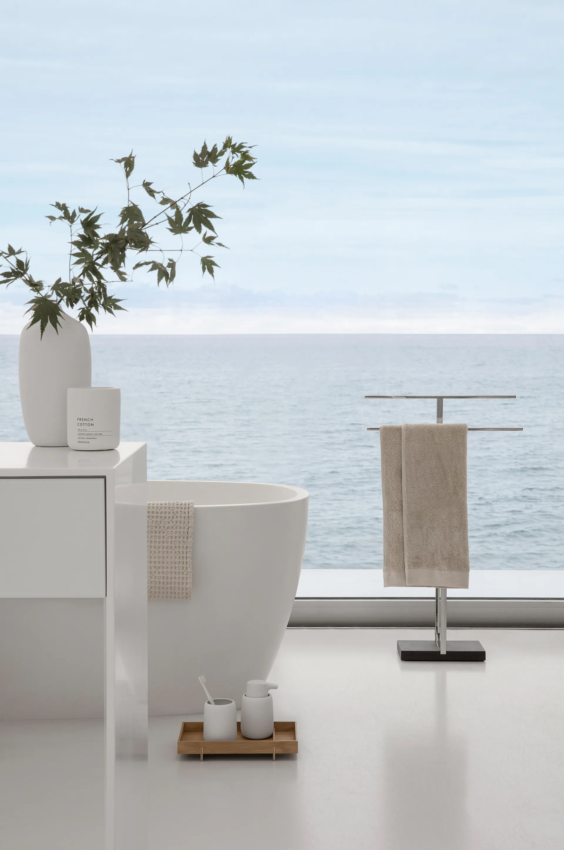 Ceola wazon 25 cm, Biały blomus