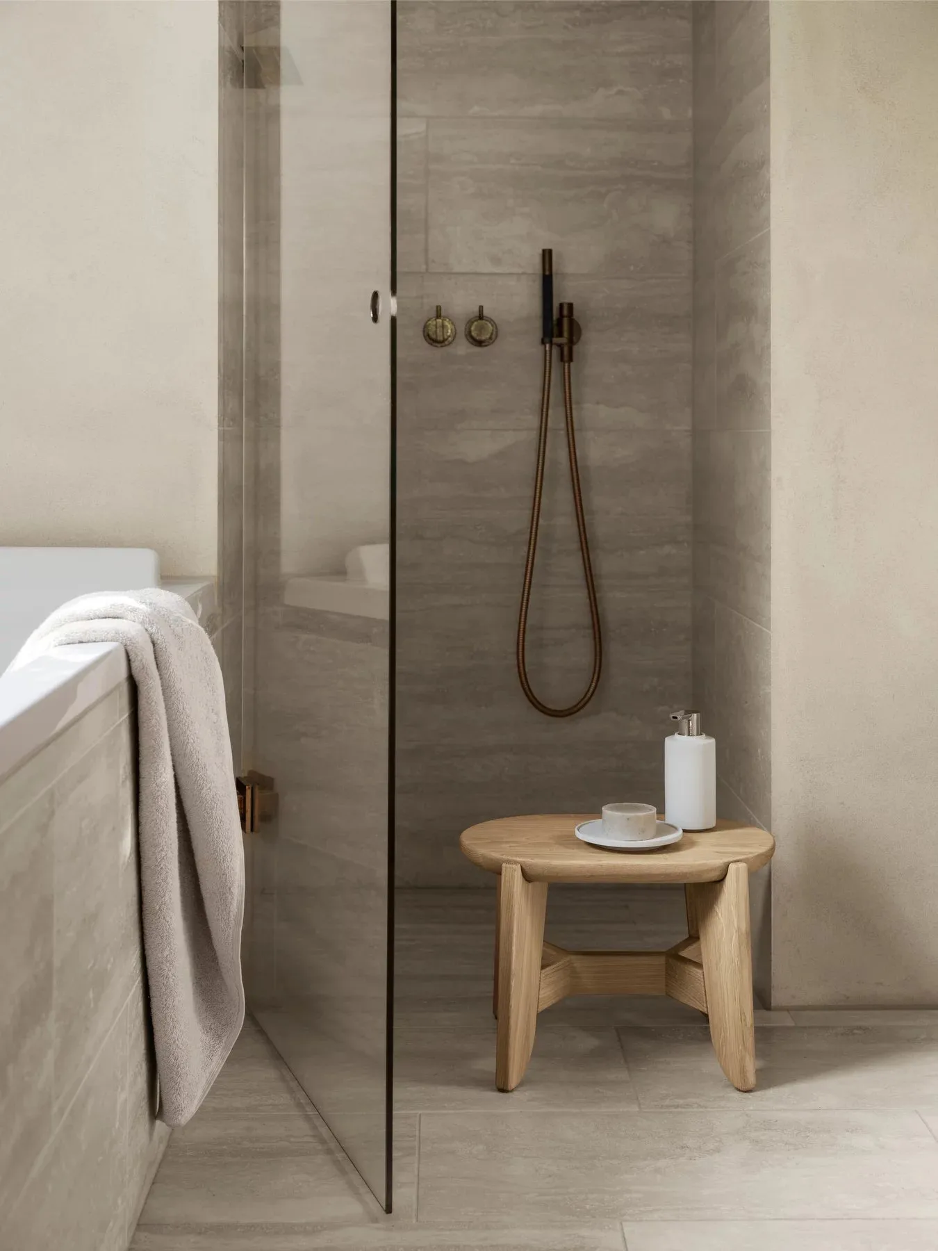 Dozownik mydła Creto 190 ml, Lily white blomus