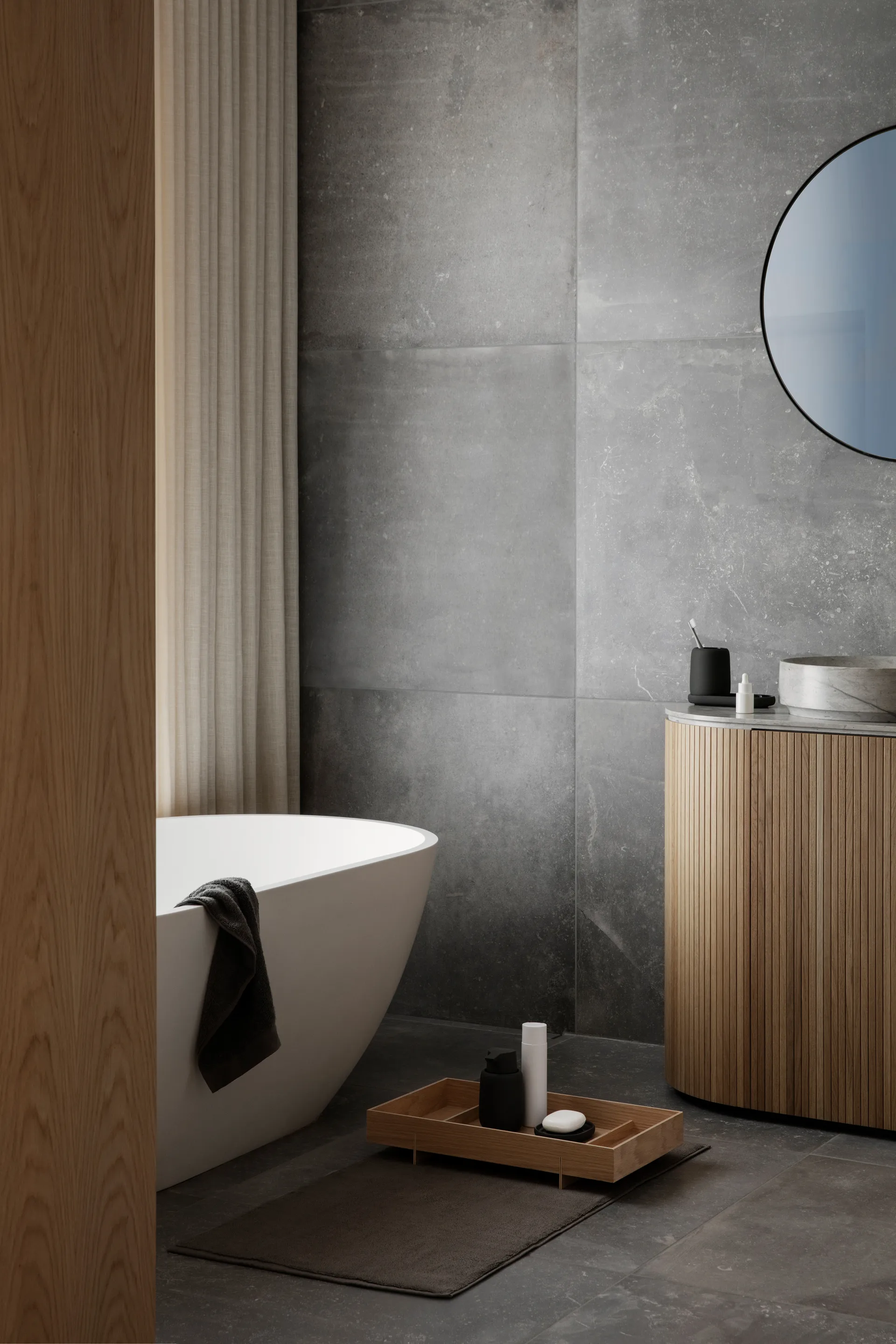 Dozownik mydła Sono 25 cl, Czarny blomus