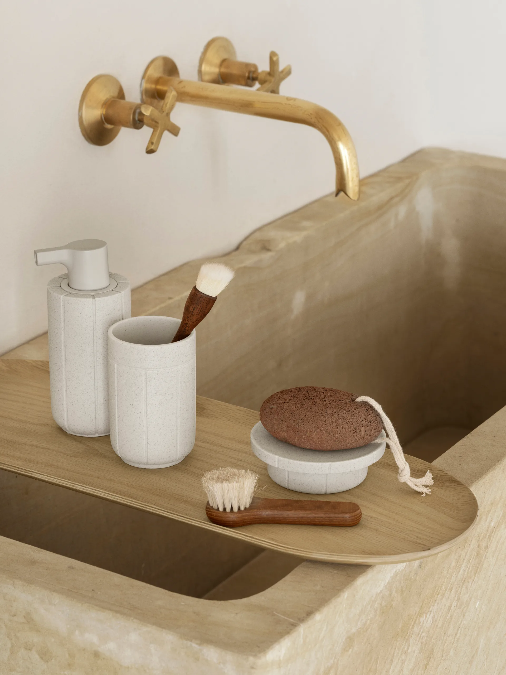 Kubek na szczoteczkę do zębów Kua, Moonbeam, Ø7×11 cm blomus