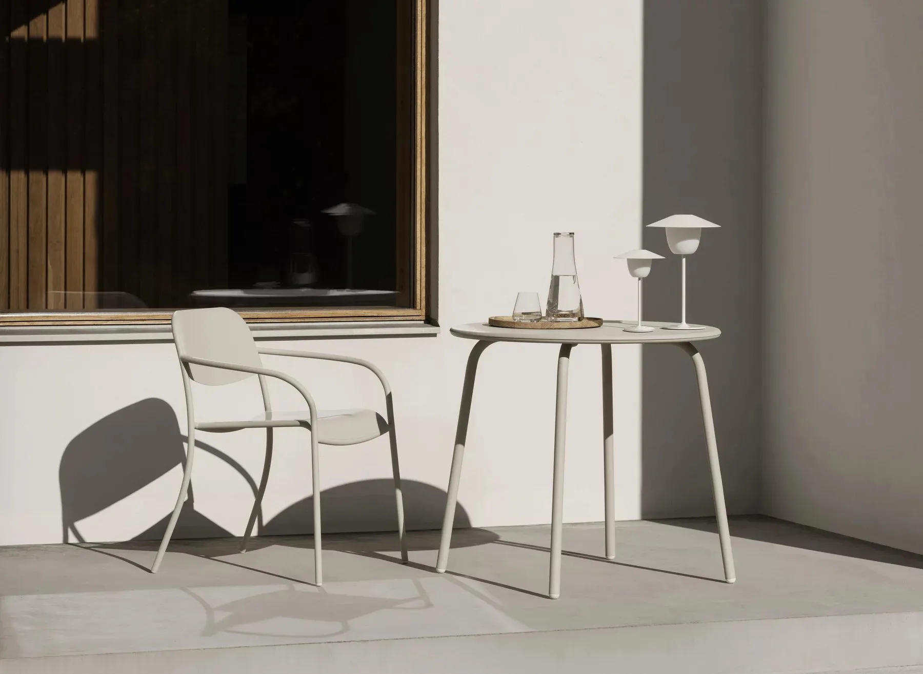 Lampa LED Ani Mini 21,5 cm, Biała blomus