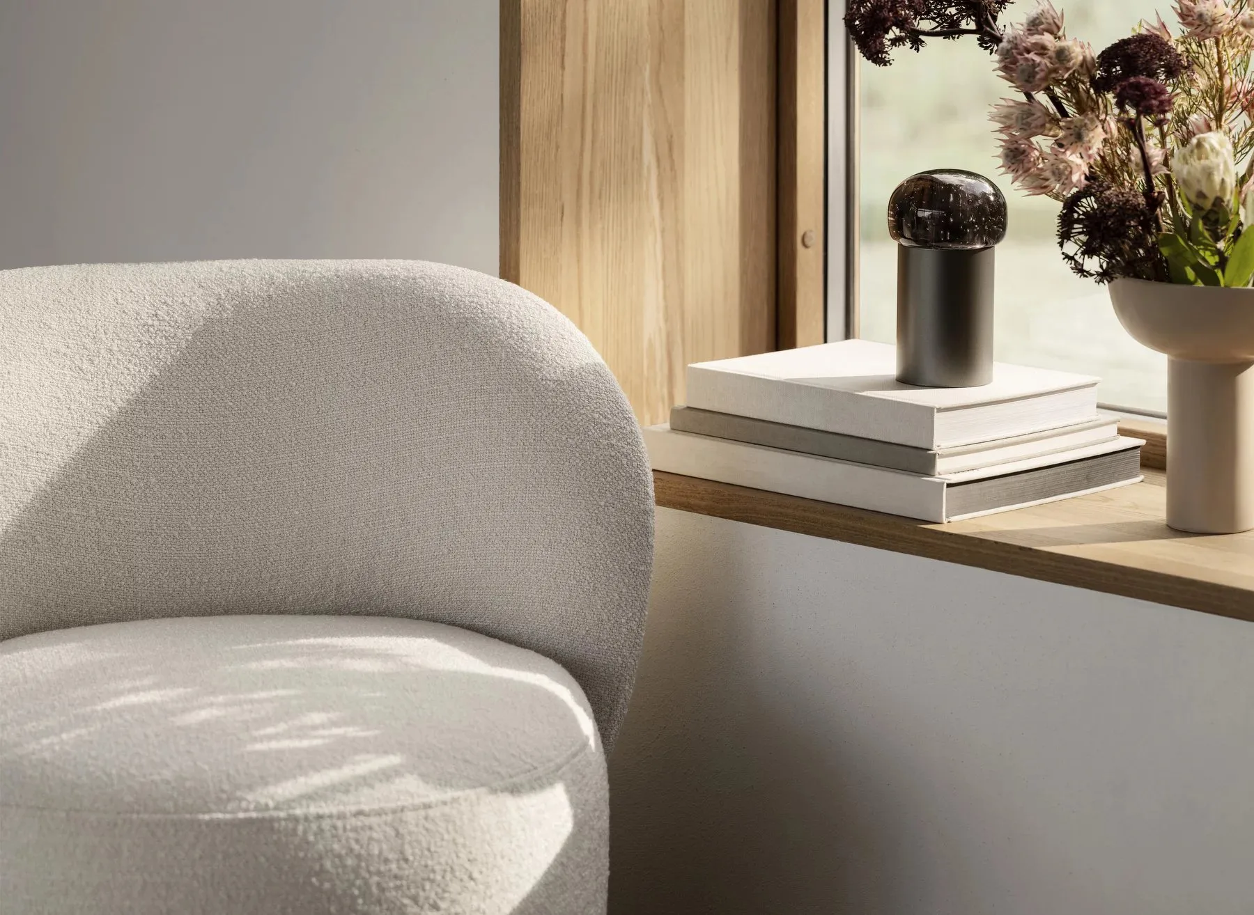 Lampa LED Iris 18 cm, Gun Metal blomus