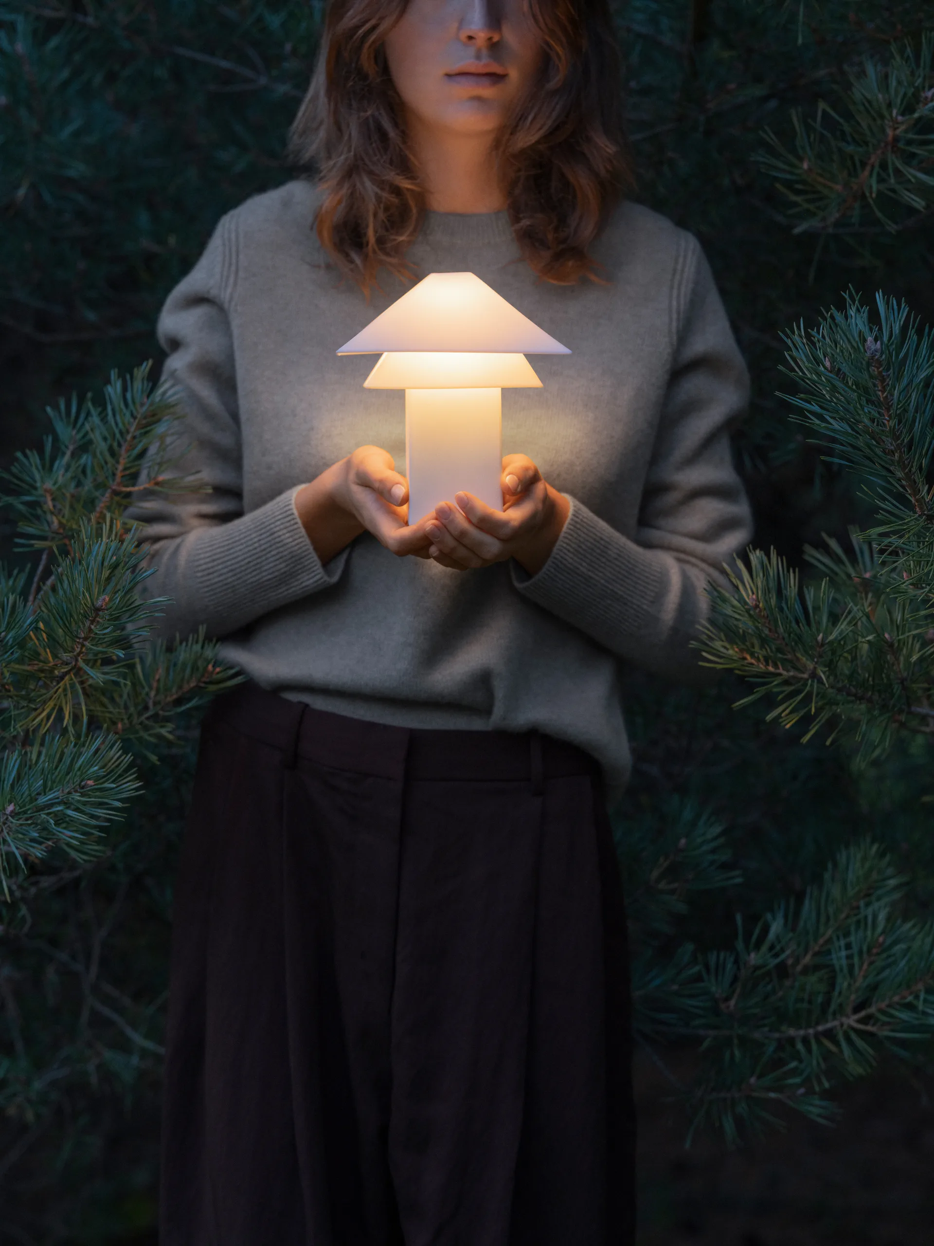 Przenośna lampa stołowa Sanaka, White blomus