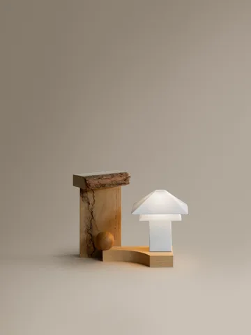 Przenośna lampa stołowa Sanaka - White - blomus
