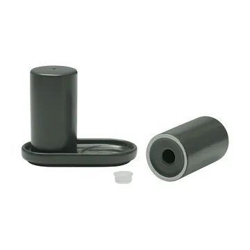 Solniczka i pieprzniczka Pilar, 2 części - Agave Green, Ø4,5×11,5 cm - blomus