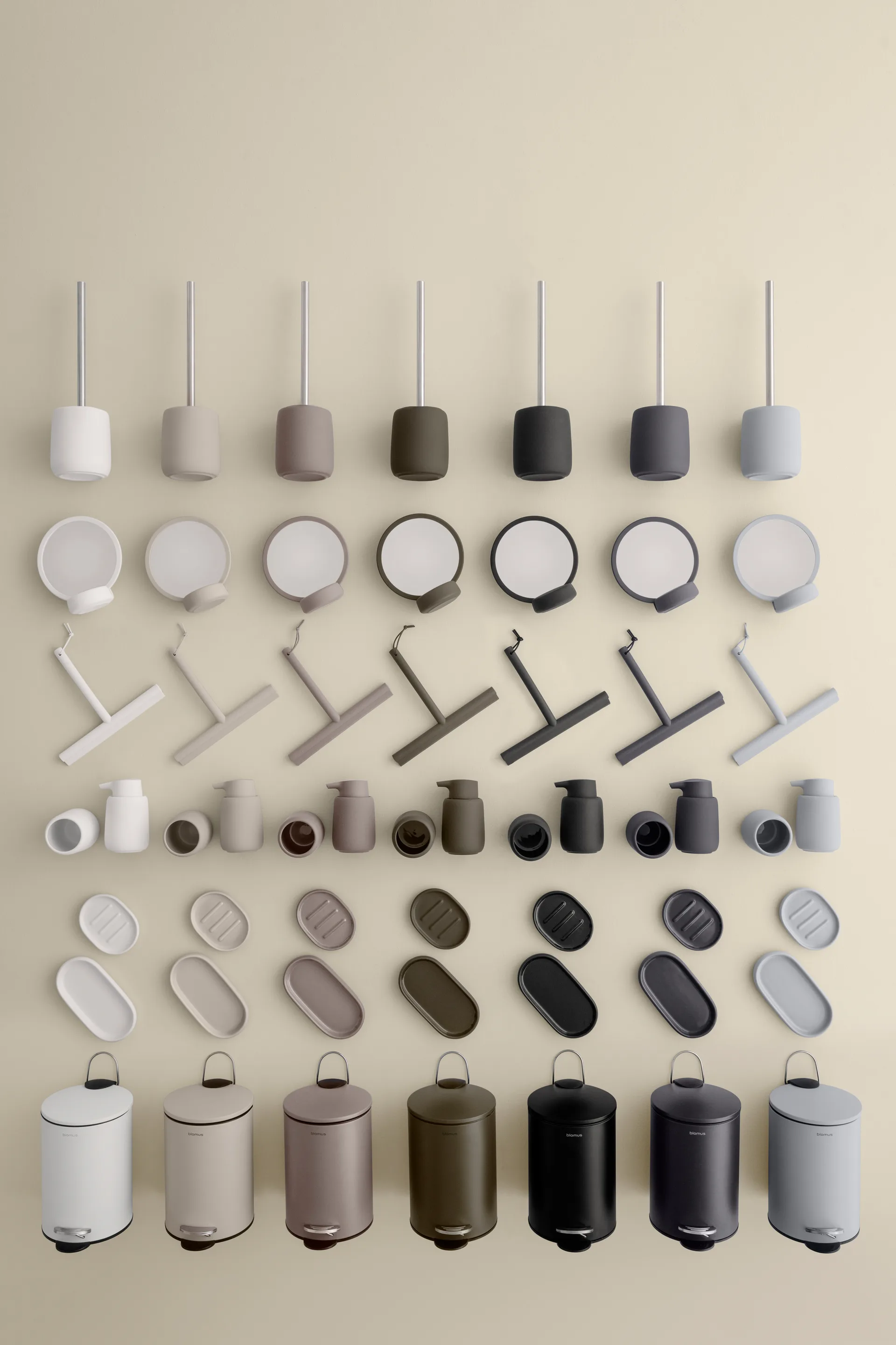 Sono Vanity Lustro na stół Ø17 cm, Czarny blomus