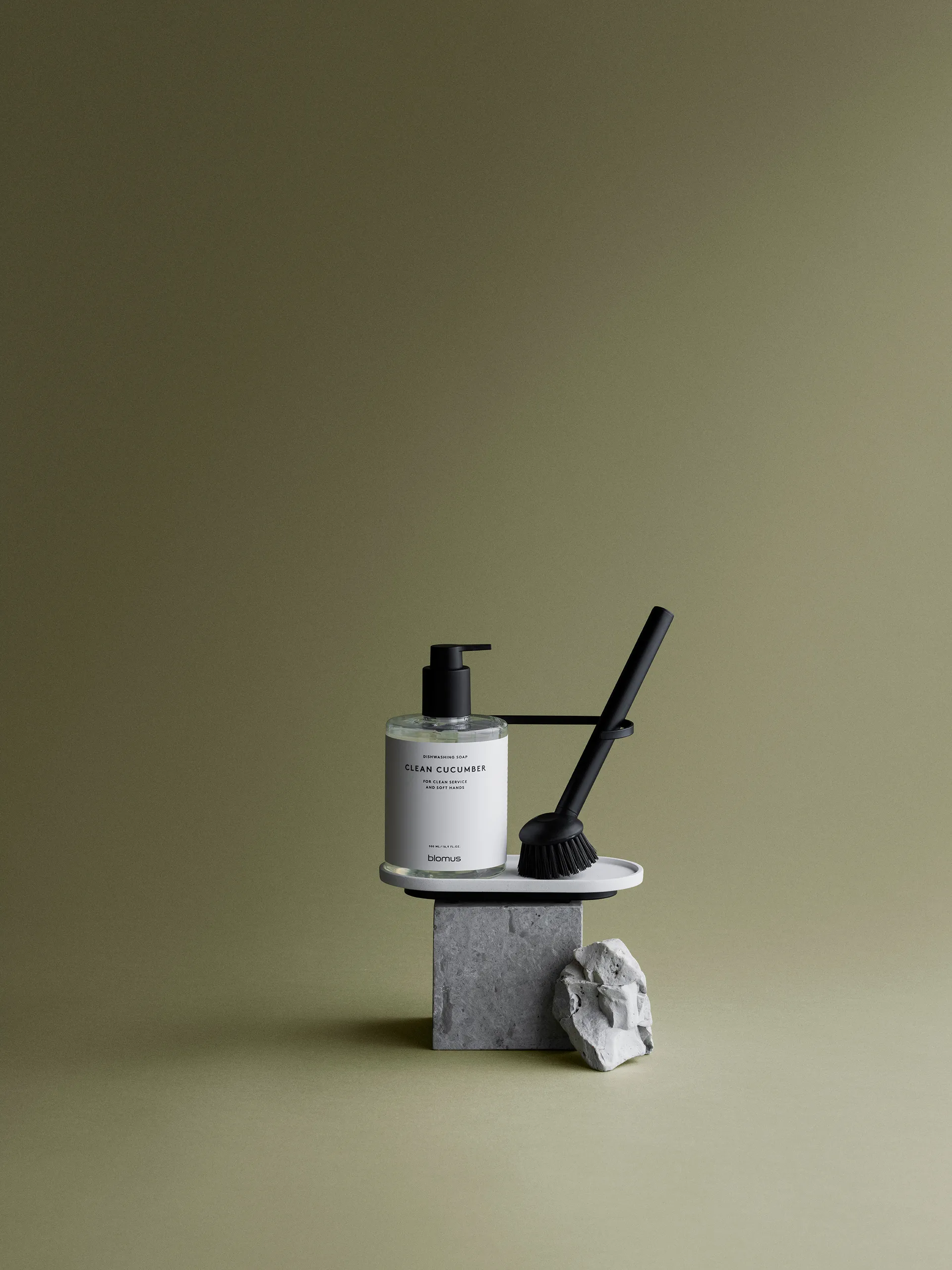 Szczotka do naczyń Arja, Czarny blomus