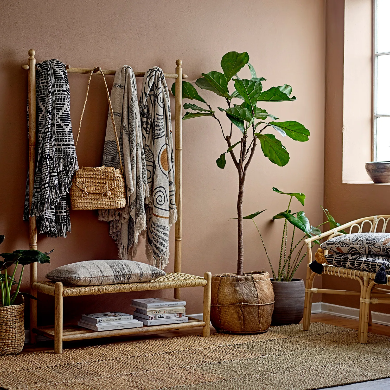 Bloomingville koc bawełniany z recyklingu 130x160 cm, Czarny Bloomingville