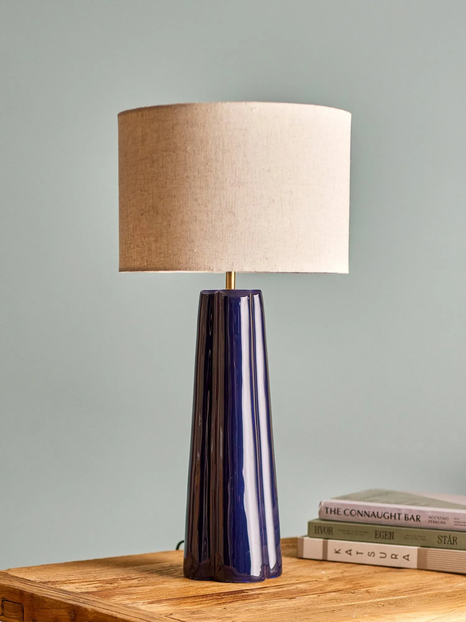 Cornelie lampa stołowa, Blue, Ø30 cm Bloomingville