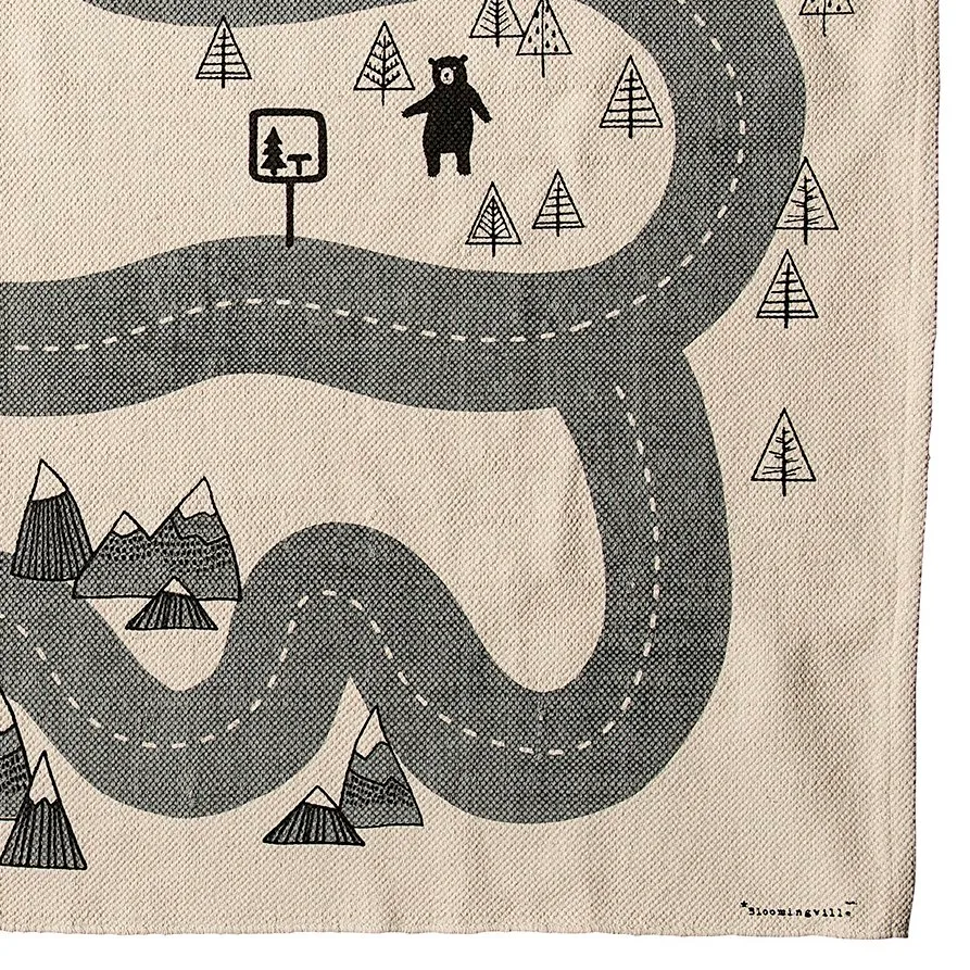 Dywan dziecięcy Bloomingville z nadrukiem, 100x150 cm Bloomingville