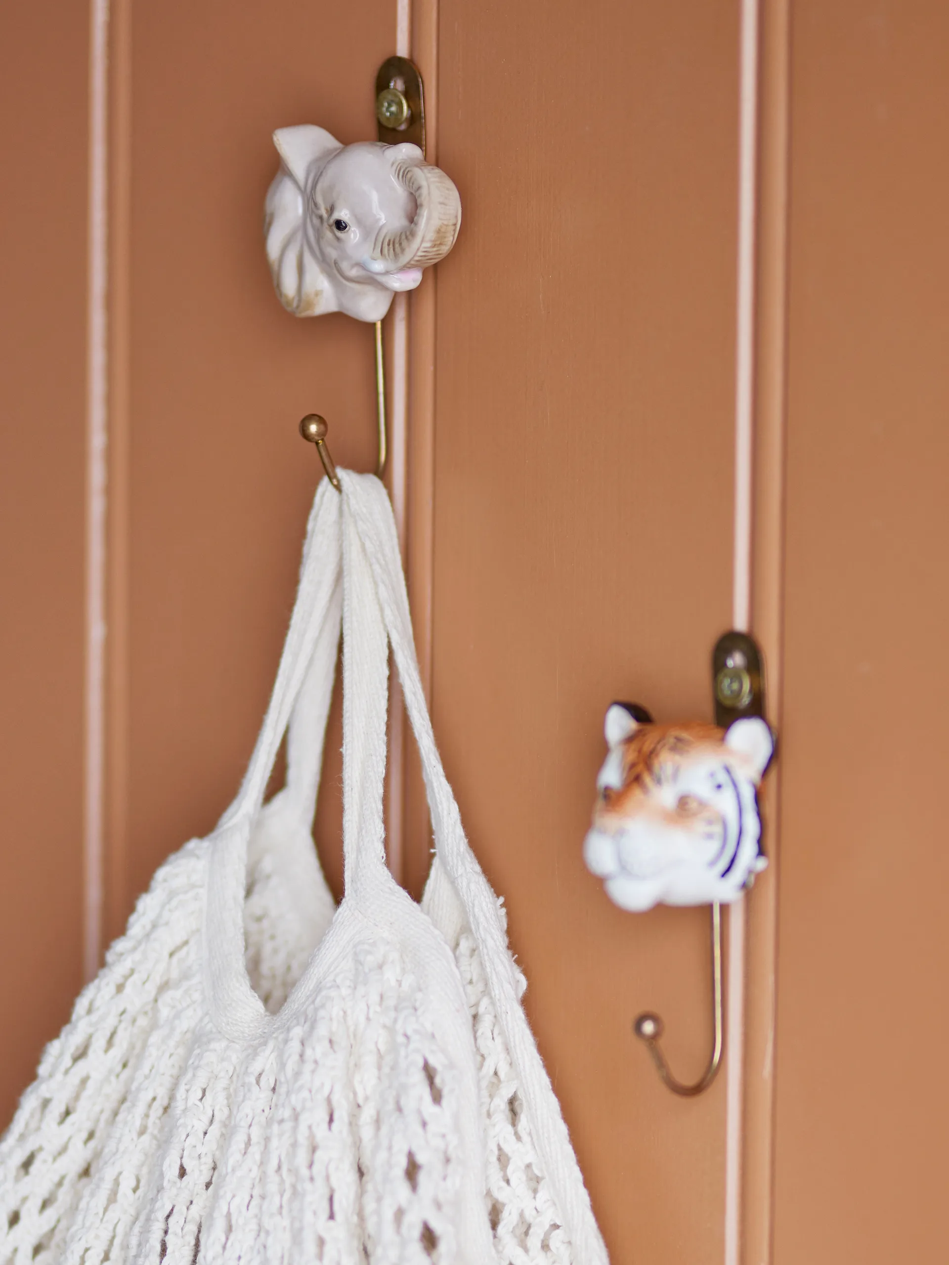 Haczyk Nosa, Grey elephant Bloomingville