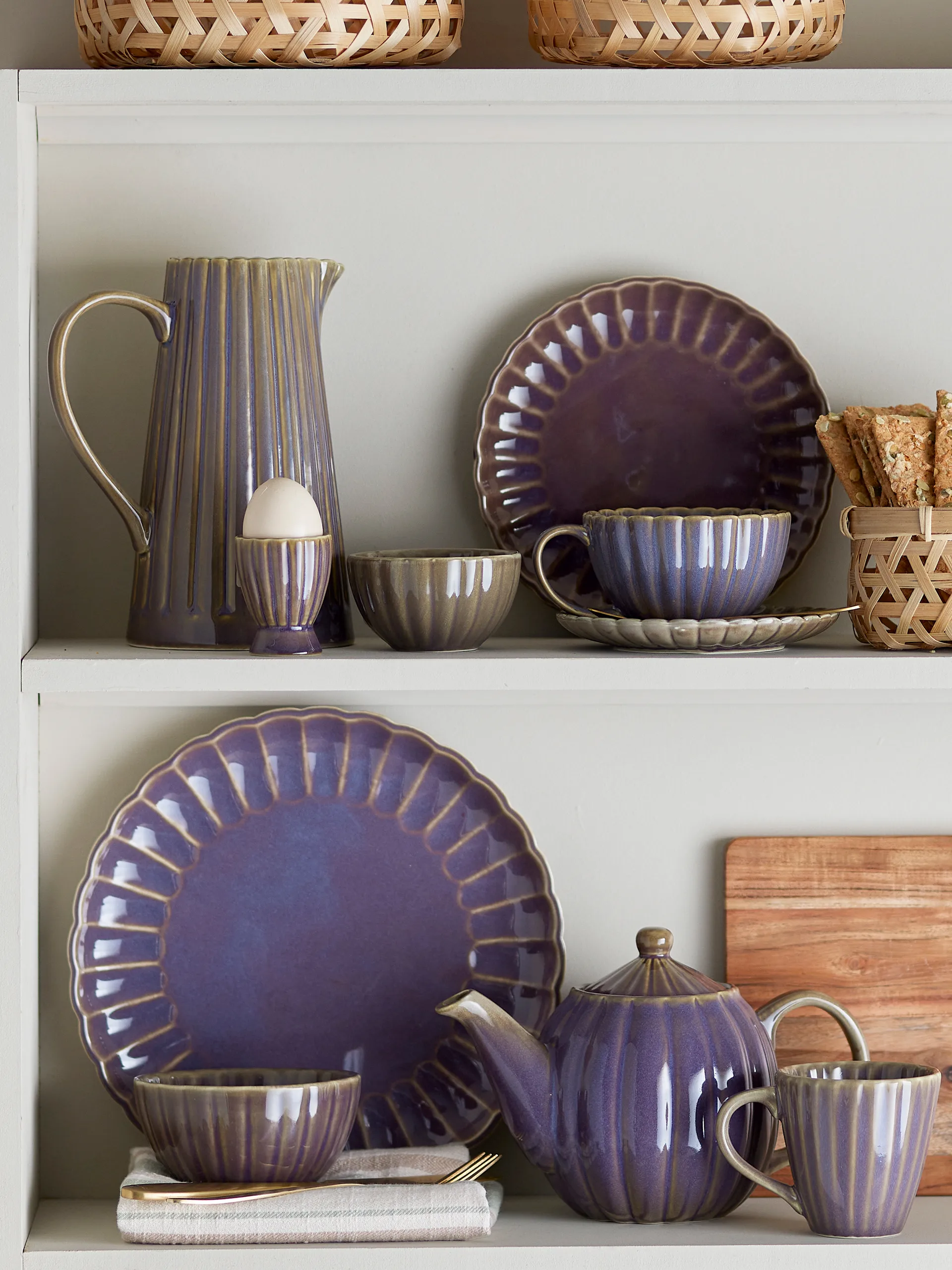 Kieliszek do jajek Latina, Purple Bloomingville