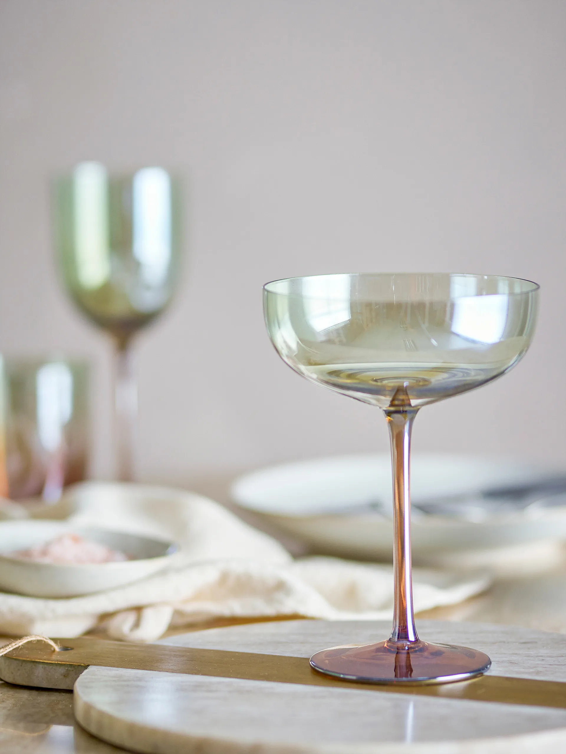 Kieliszek do koktajli Aston, 4-pak, Brązowy Bloomingville