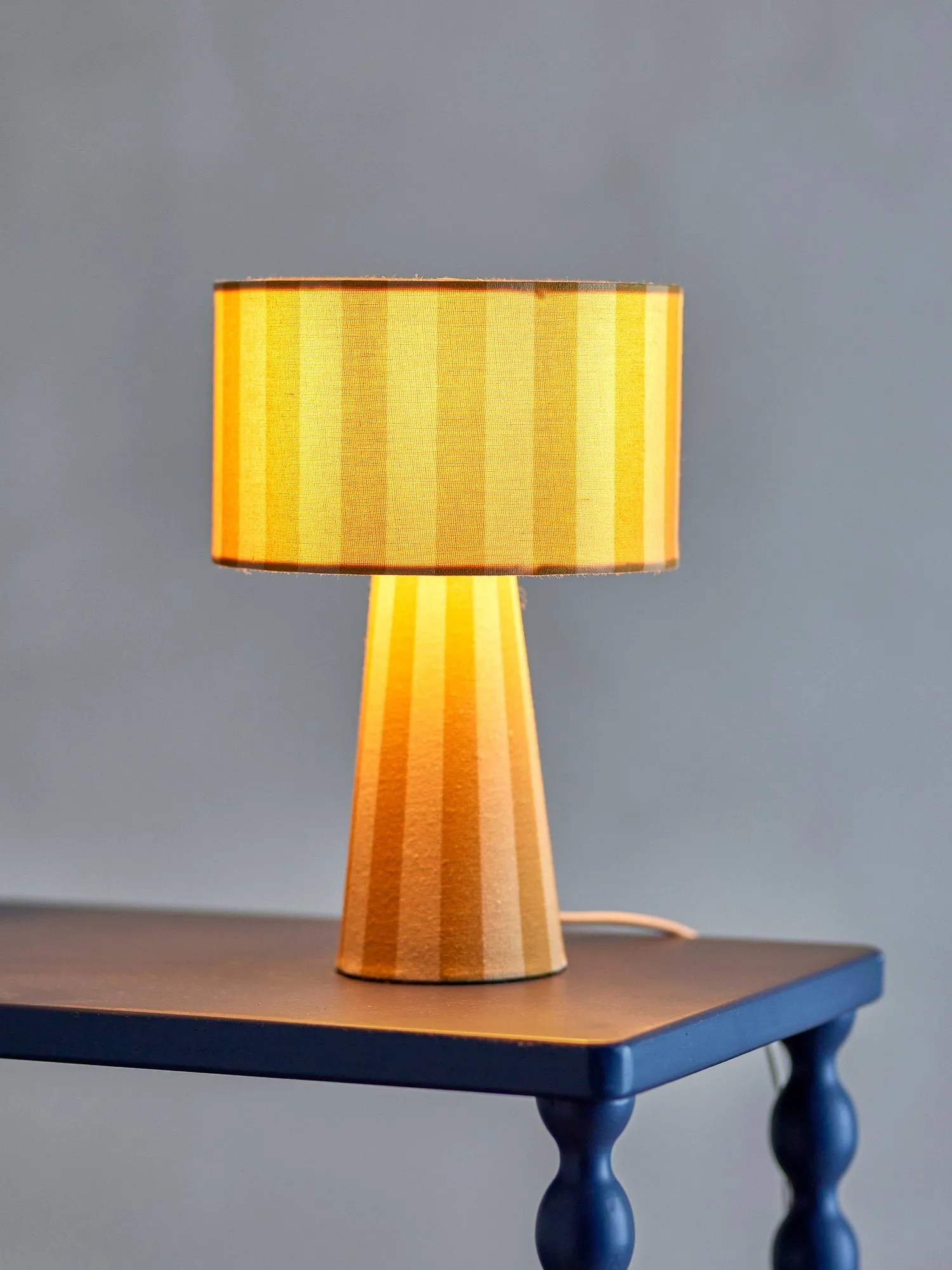 Lampa stołowa Emmie Ø 20 cm, Żółty, Ø20 cm Bloomingville