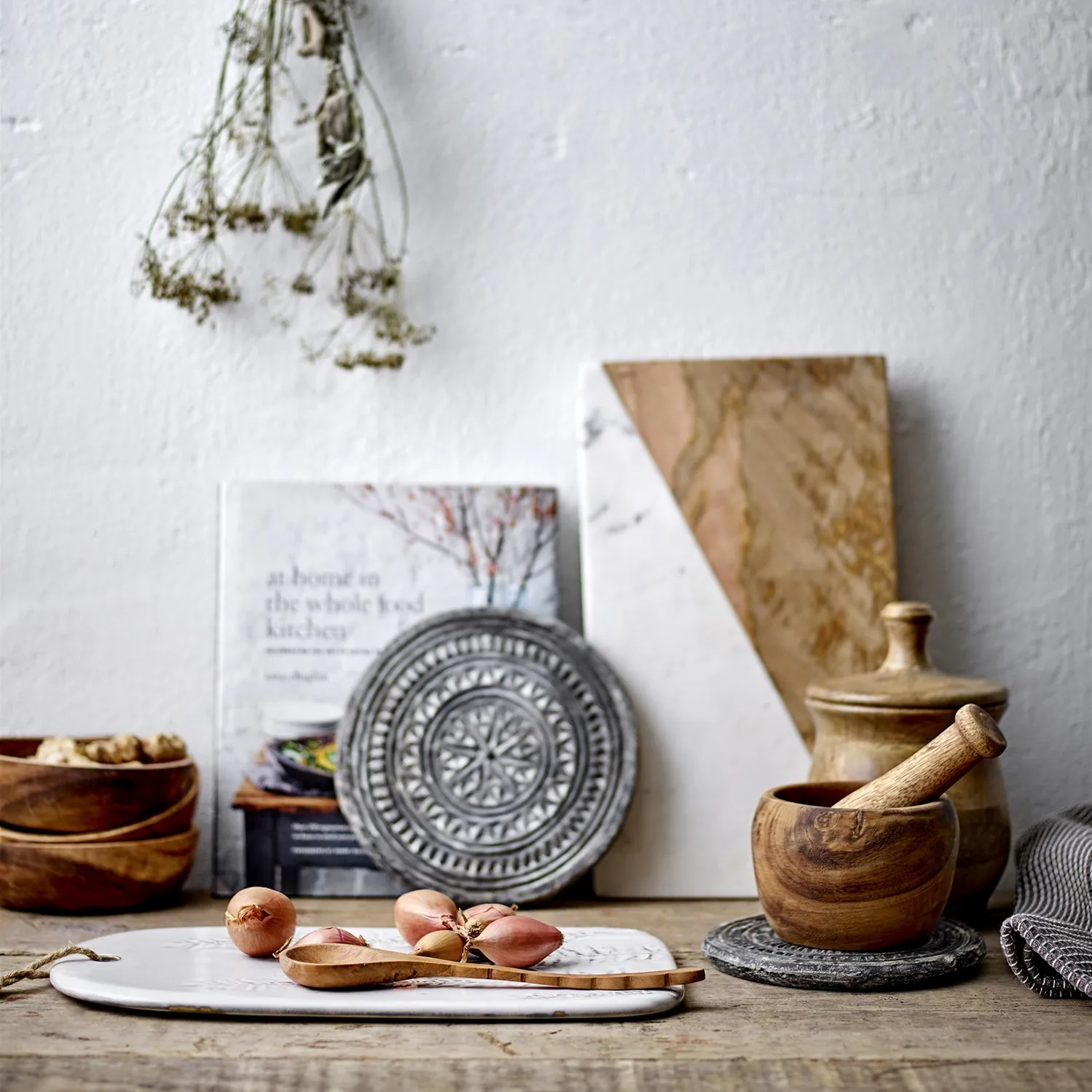 Moździerz z podpórką Inni, Naturalny Bloomingville