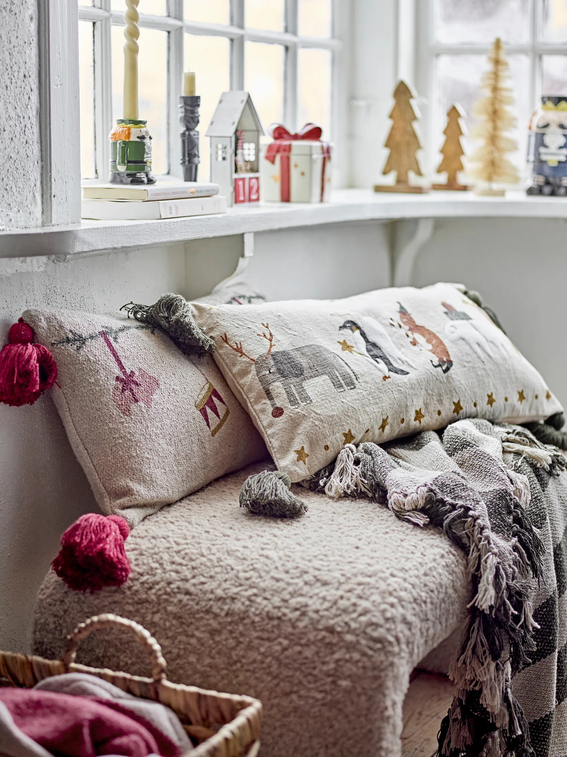 Poduszka Valentin 30x60 cm, Biała Bloomingville